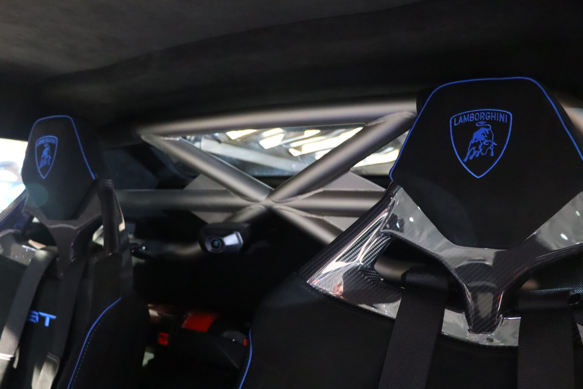 Lamborghini Huracan STO LP 640-2 – 8 800 km – Photo 32