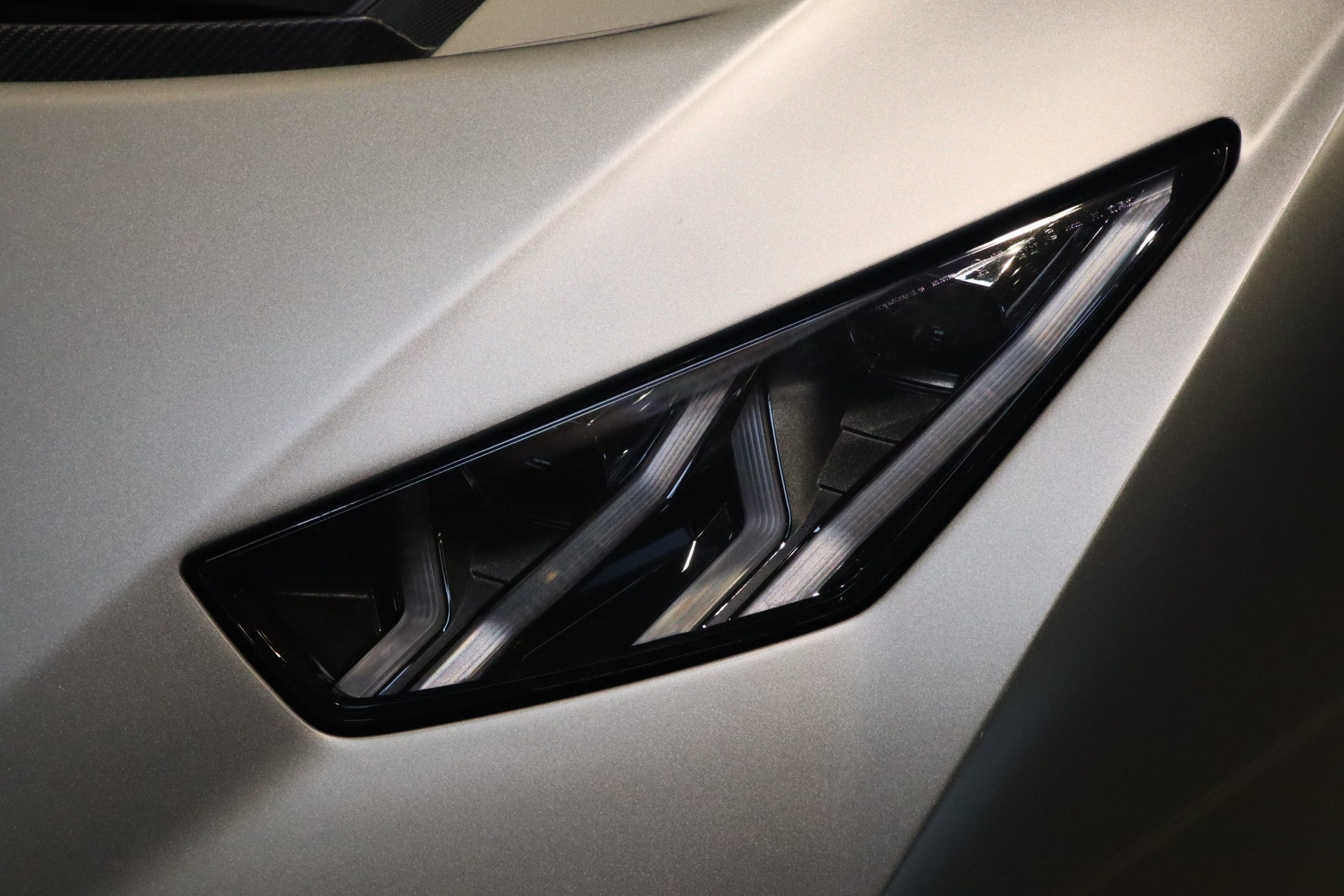 Lamborghini Huracan STO LP 640-2 – 8 800 km – Photo 36