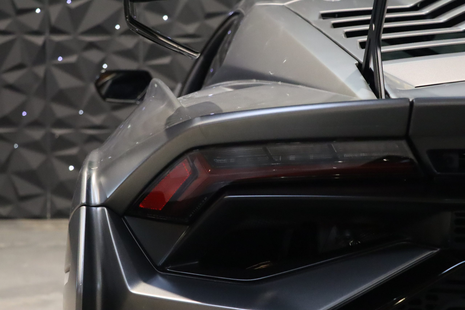 Lamborghini Huracan STO LP 640-2 – 8 800 km – Photo 59
