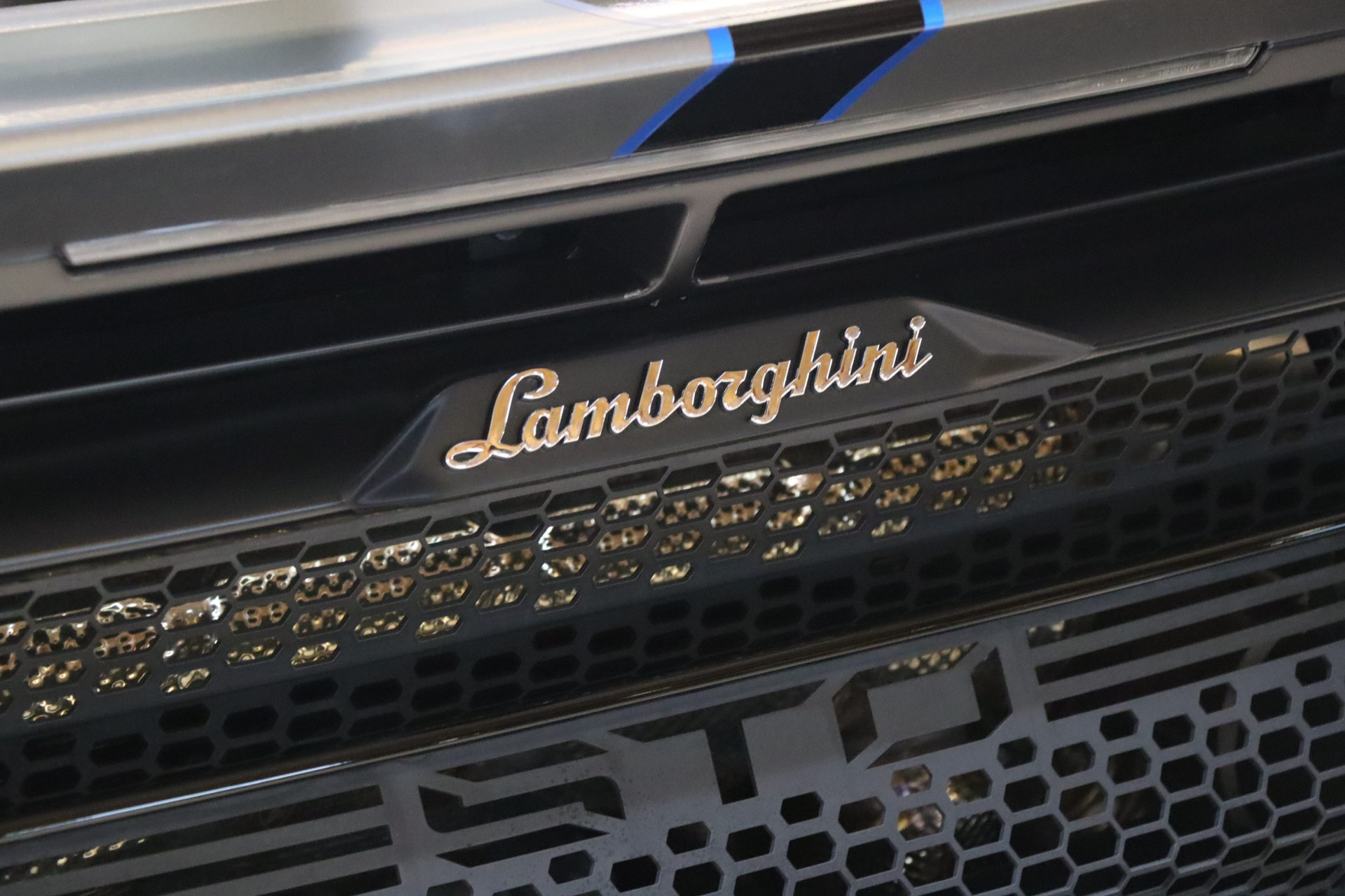 Lamborghini Huracan STO LP 640-2 – 8 800 km – Photo 60