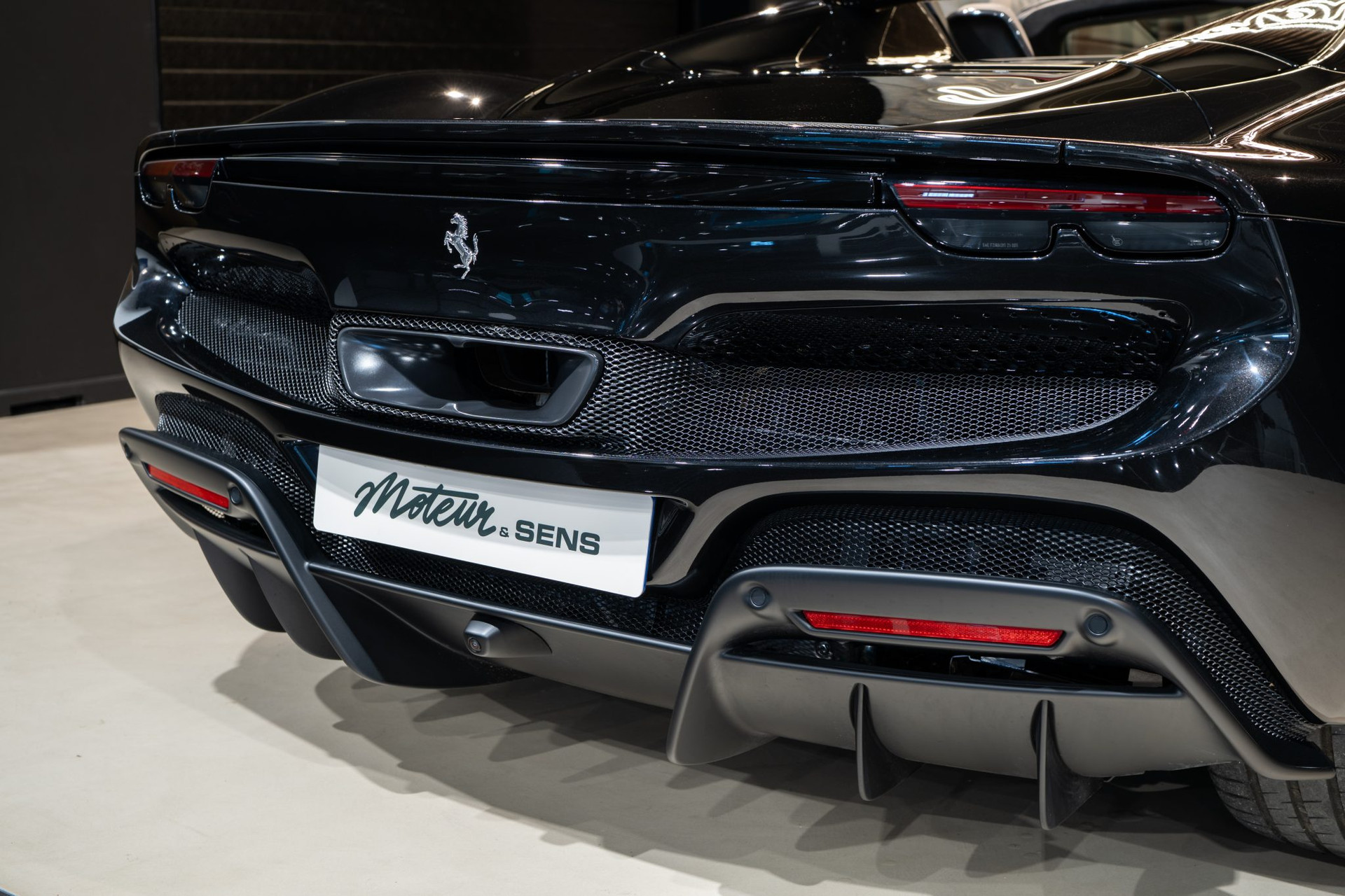 Ferrari 296 GTS Nero Daytona – 6 900 km, livraison Monaco 2024 – Photo 50