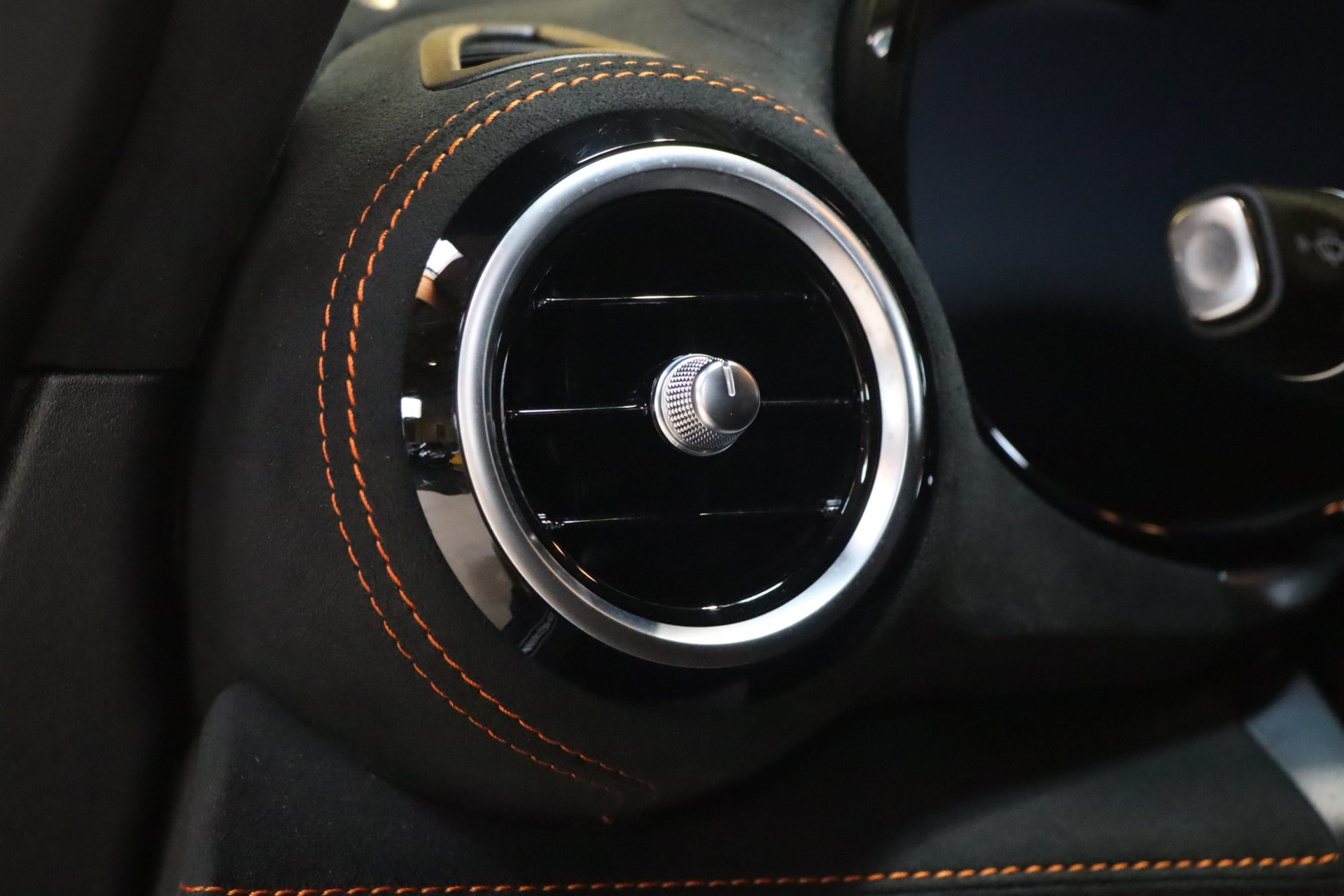 Mercedes AMG GT Black Series – 730 ch, Gris Graphite Magno – Photo 17