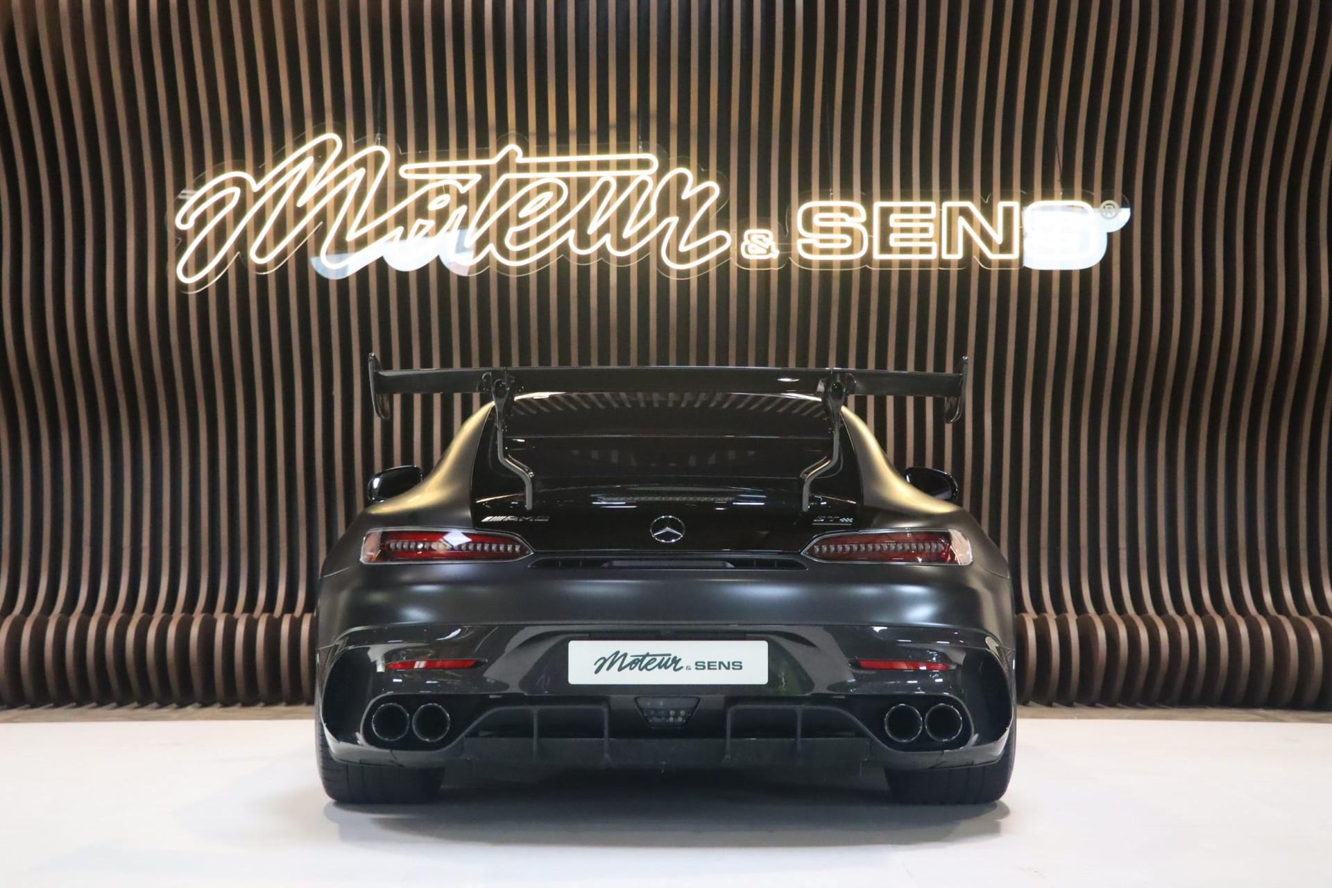 Mercedes AMG GT Black Series – 730 ch, Gris Graphite Magno – Photo 4