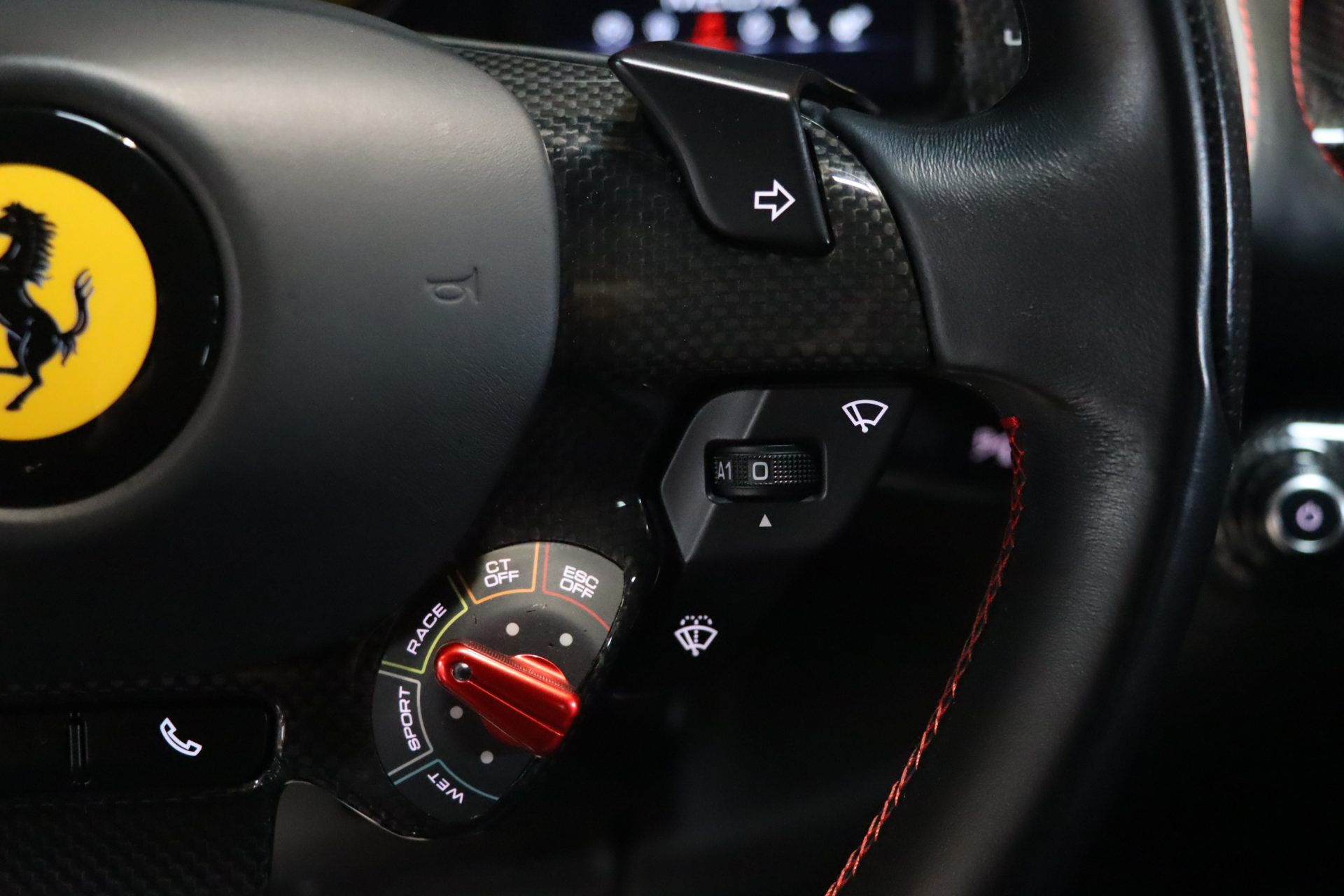 Ferrari 812 Superfast — Viola Hong Kong, 800 ch, configuration rare – Photo 17
