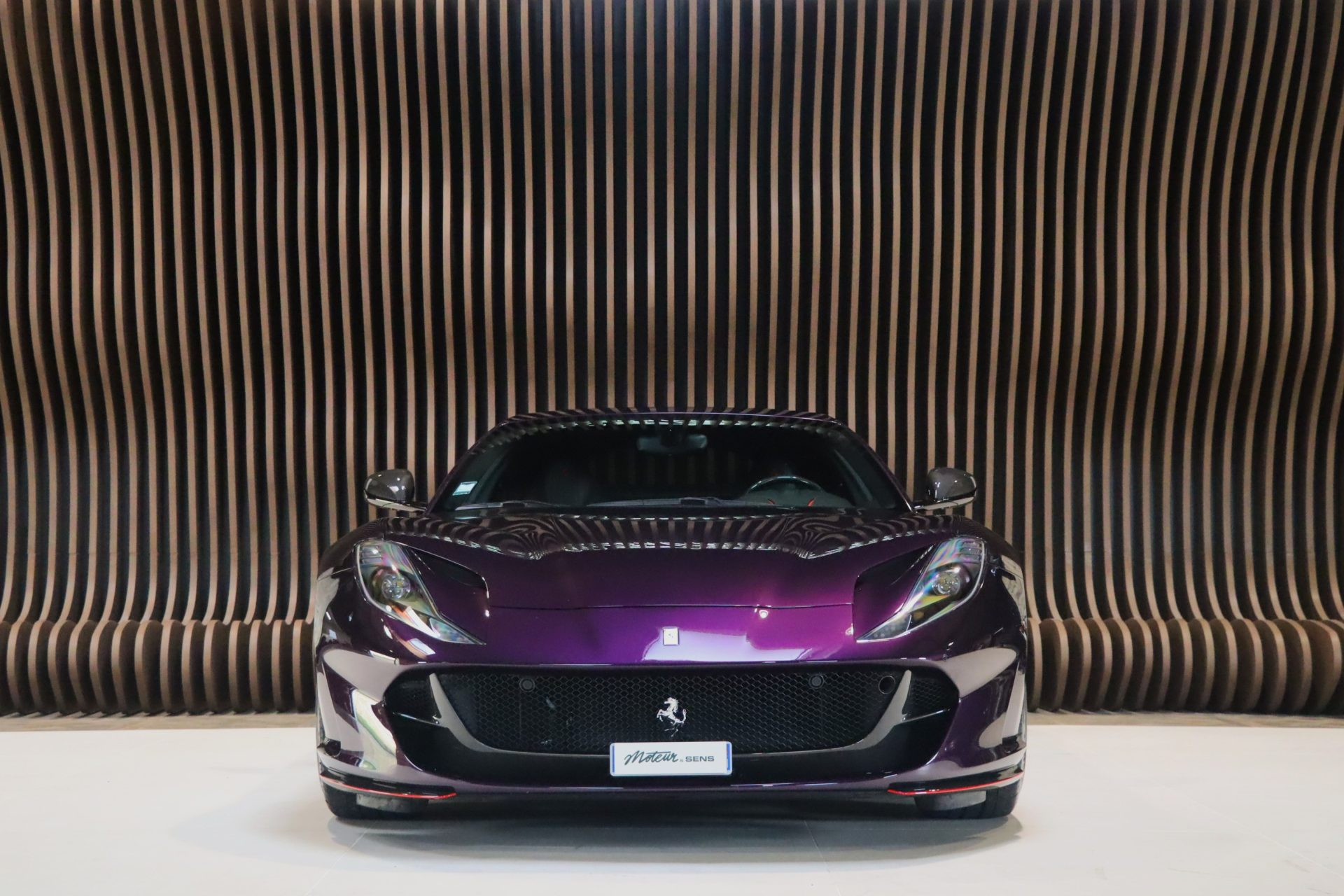 Ferrari 812 Superfast — Viola Hong Kong, 800 ch, configuration rare – Photo 3