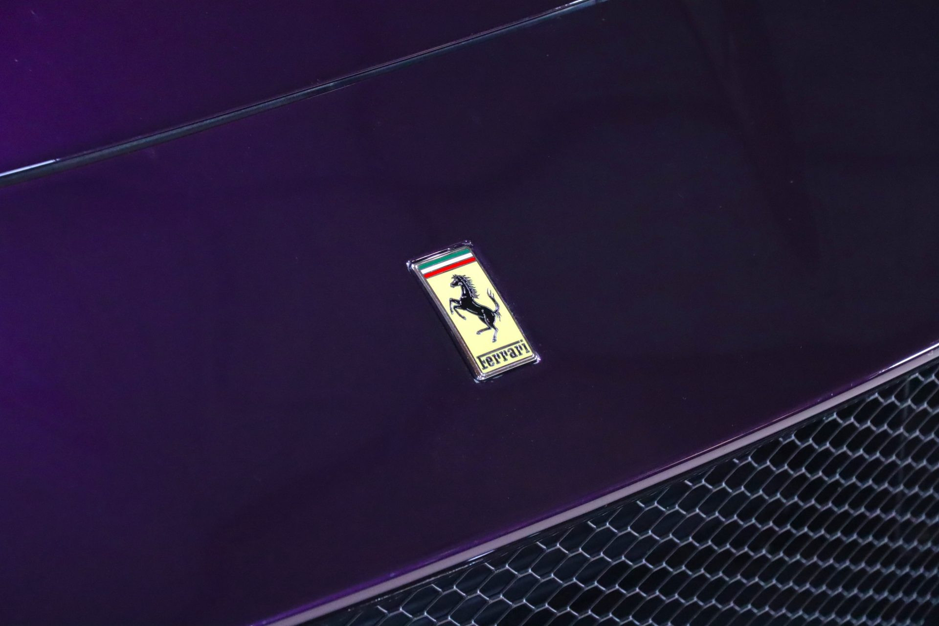 Ferrari 812 Superfast — Viola Hong Kong, 800 ch, configuration rare – Photo 38