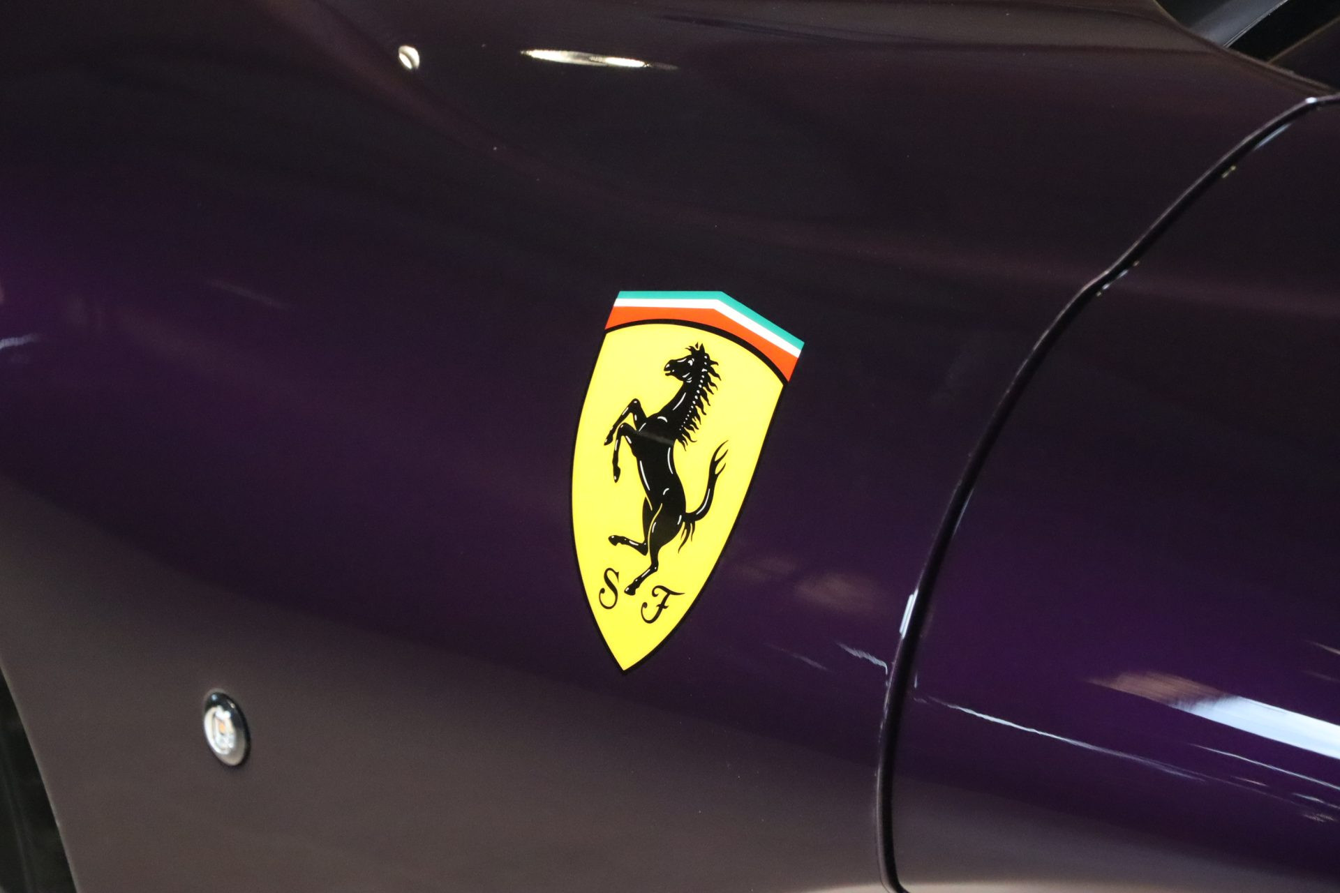 Ferrari 812 Superfast — Viola Hong Kong, 800 ch, configuration rare – Photo 47