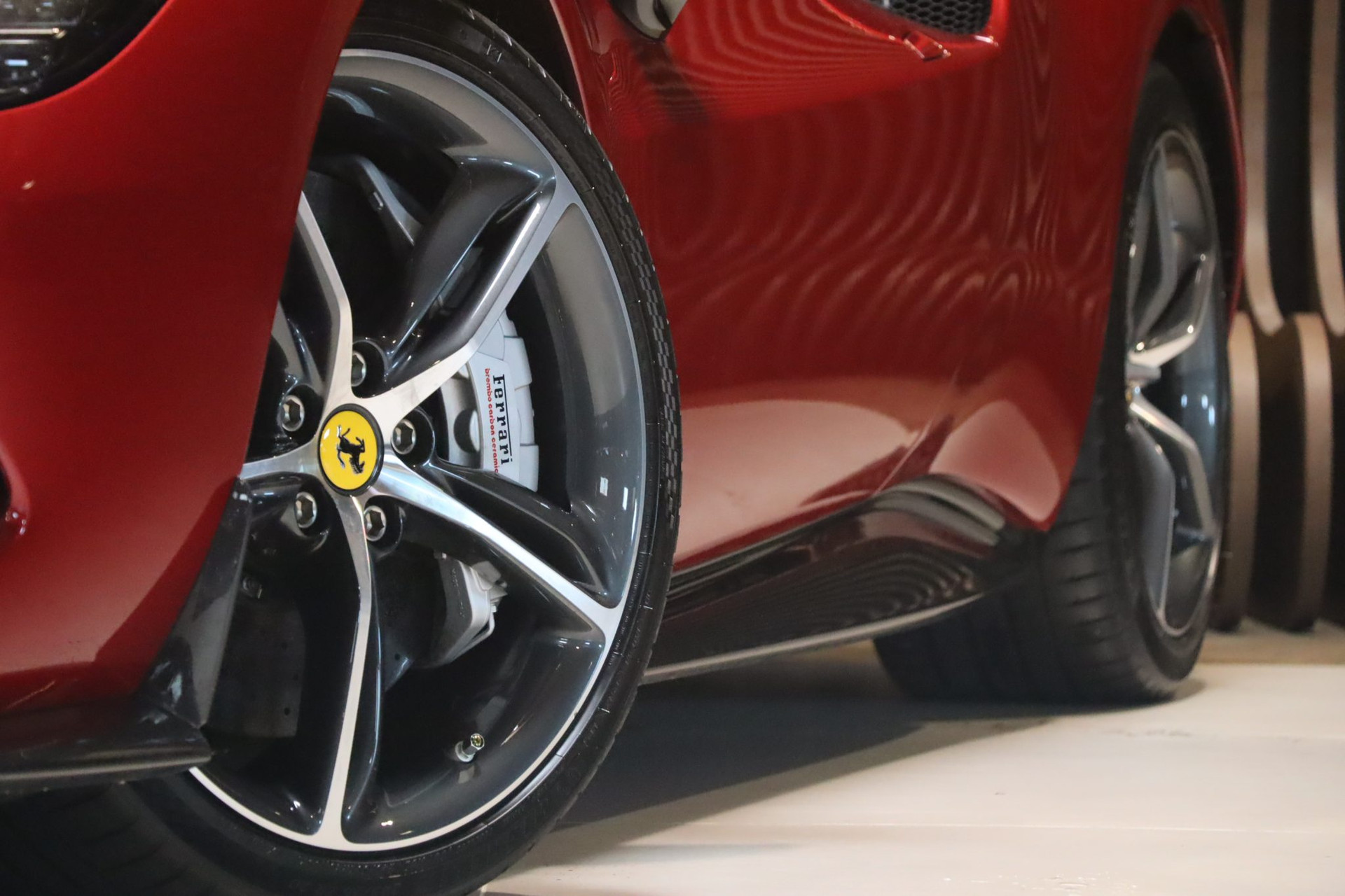 Ferrari 296 GTS – Rosso California – 15 695 km – Première main française – Photo 41
