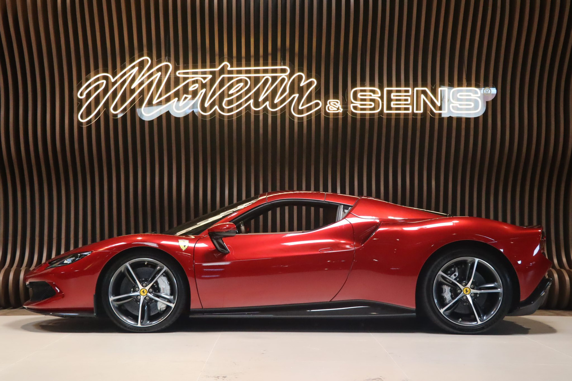 Ferrari 296 GTS – Rosso California – 15 695 km – Première main française – Photo 6