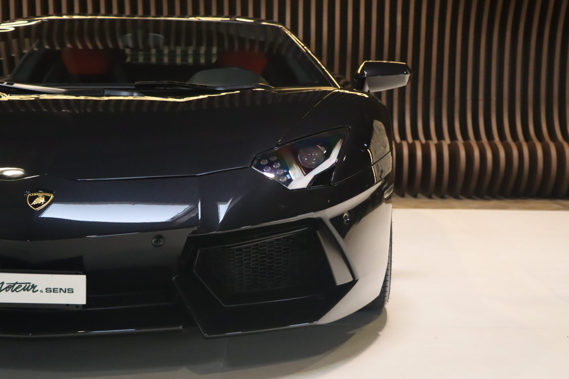 Lamborghini Aventador LP700-4 — Nero Pegaso, Full Black – Photo 32