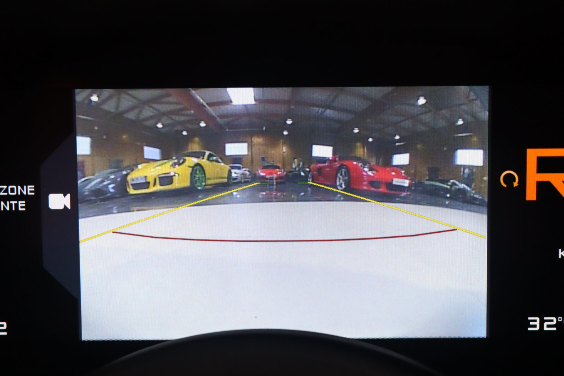 McLaren 600 LT Spider – Chicane Effect Elite Paint – 13 950 km – Photo 23