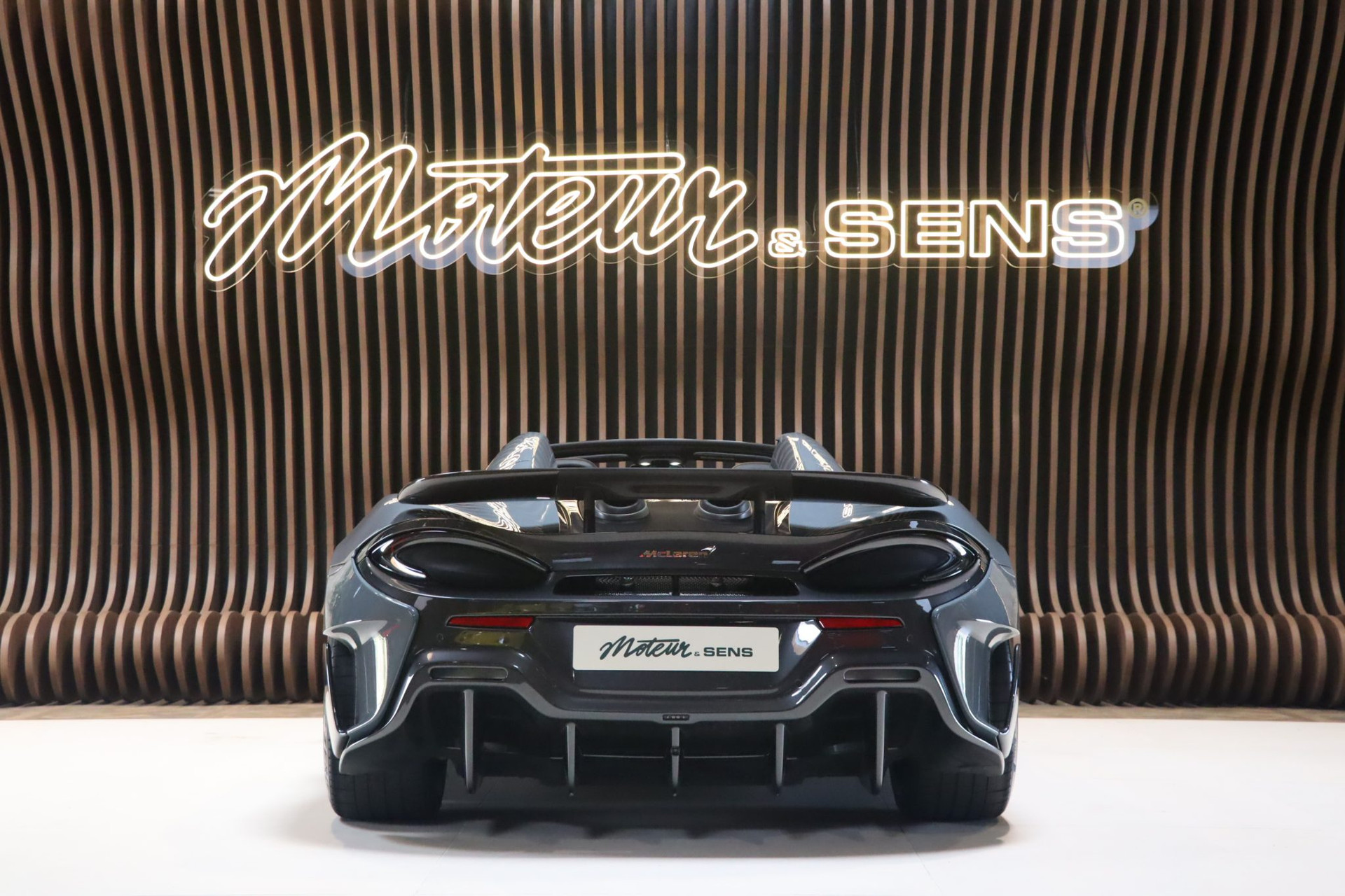 McLaren 600 LT Spider – Chicane Effect Elite Paint – 13 950 km – Photo 4