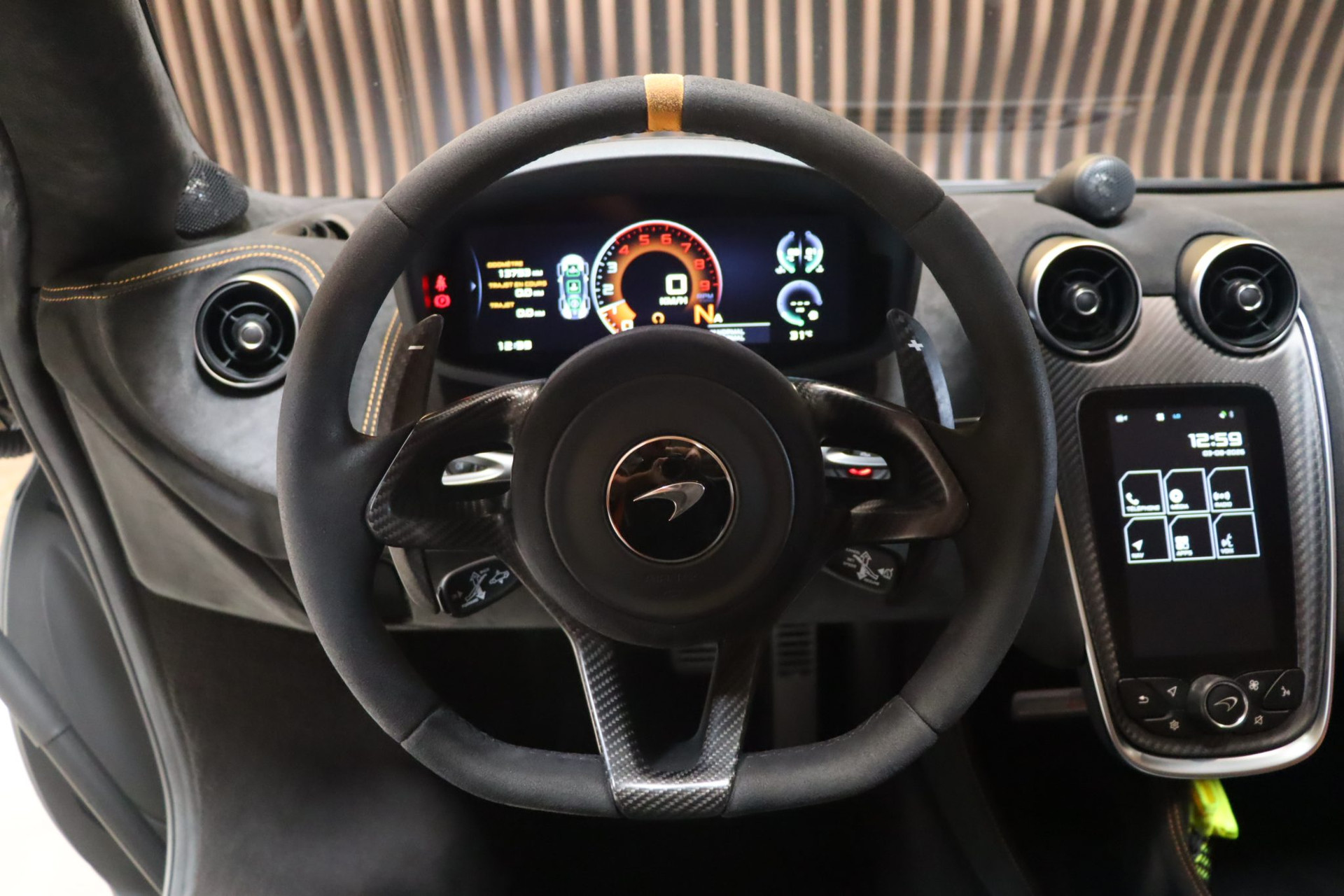 McLaren 600 LT Spider – Chicane Effect Elite Paint – 13 950 km – Photo 10