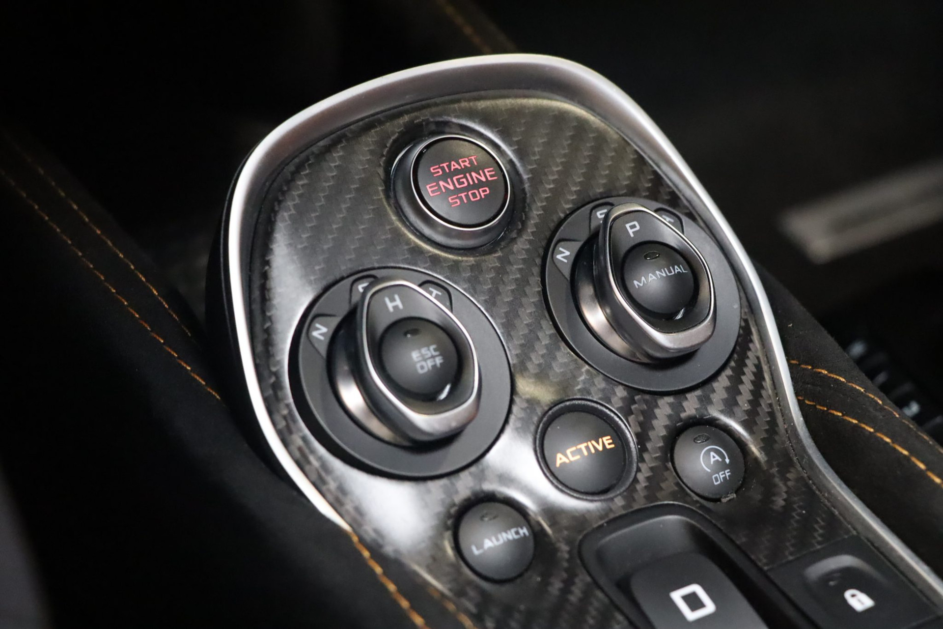 McLaren 600 LT Spider — Orange, 28 690 km, 2019 – Photo 27