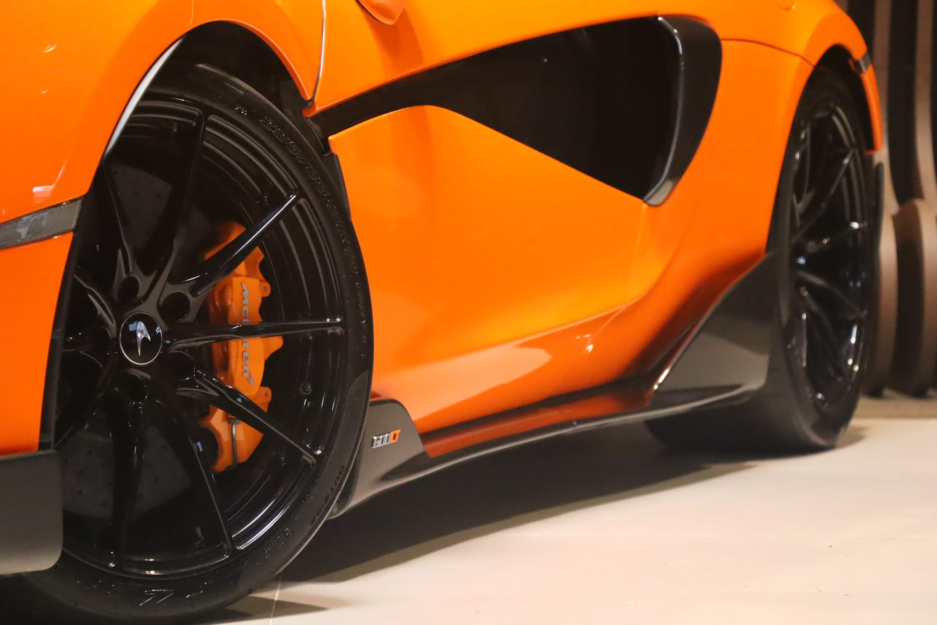 McLaren 600 LT Spider — Orange, 28 690 km, 2019 – Photo 37