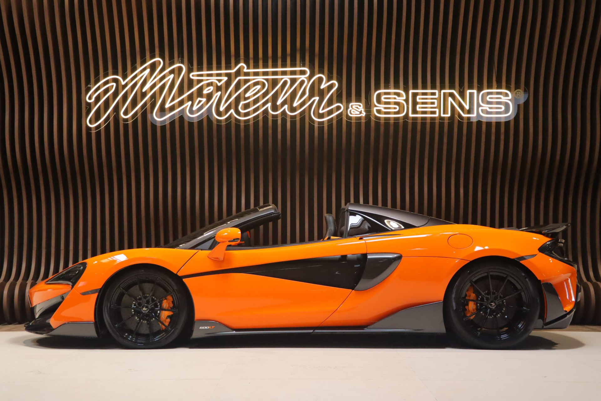 McLaren 600 LT Spider — Orange, 28 690 km, 2019 – Photo 5