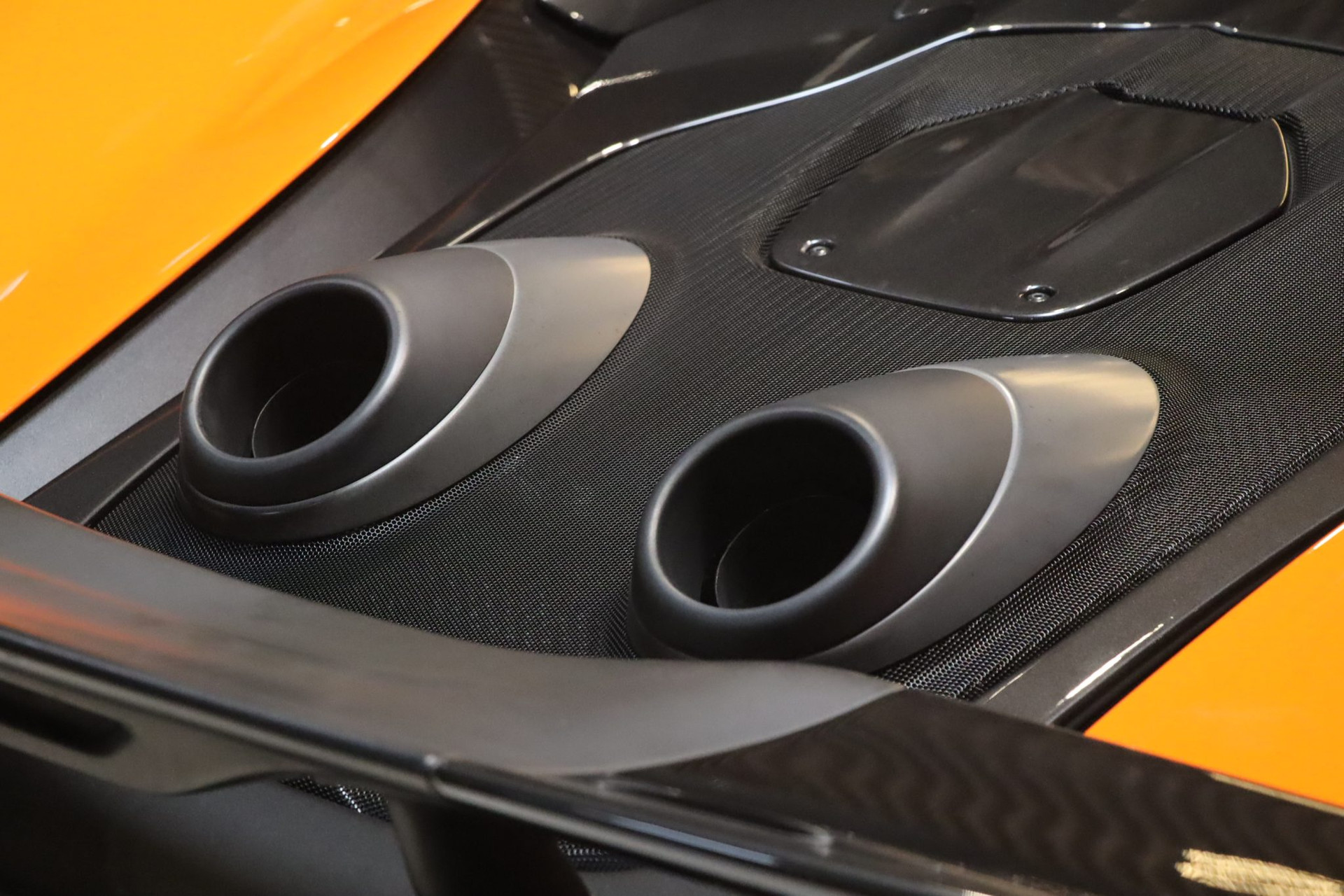 McLaren 600 LT Spider — Orange, 28 690 km, 2019 – Photo 44