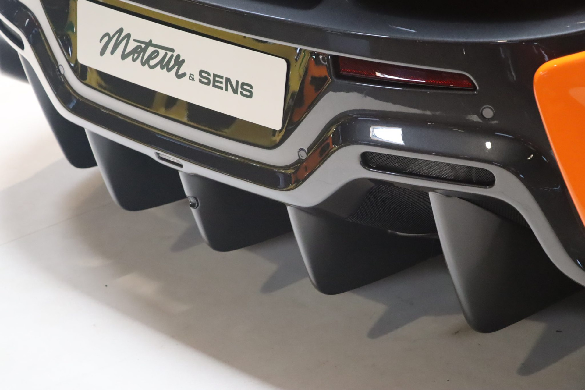 McLaren 600 LT Spider — Orange, 28 690 km, 2019 – Photo 47