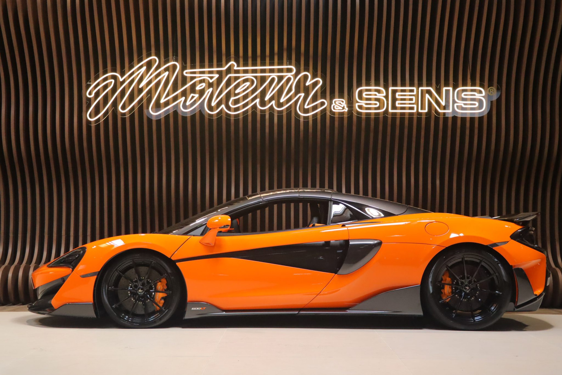 McLaren 600 LT Spider — Orange, 28 690 km, 2019 – Photo 6