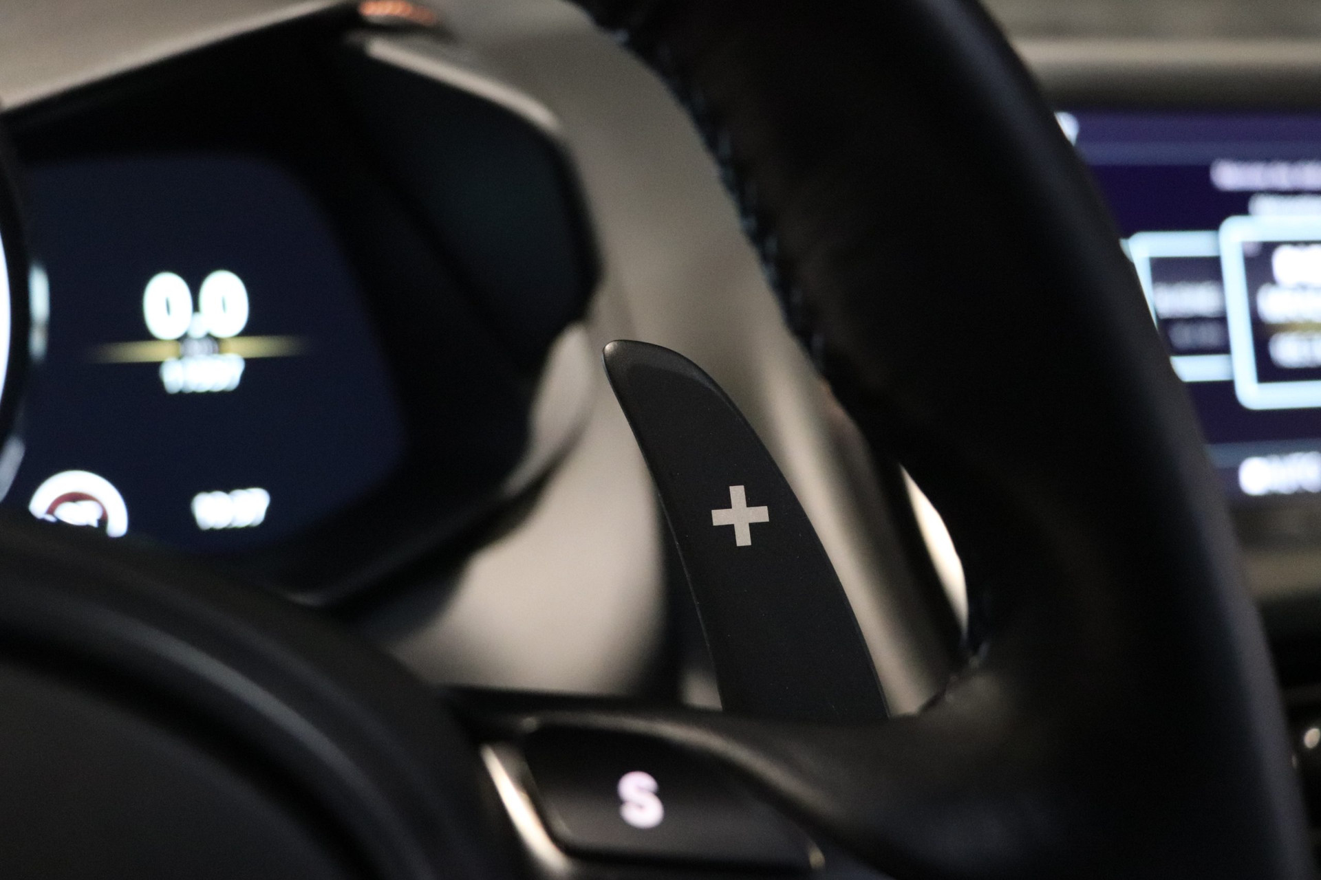 Aston Martin DBS Superleggera – Jet Black – 15 500 km – 2019 – Photo 17