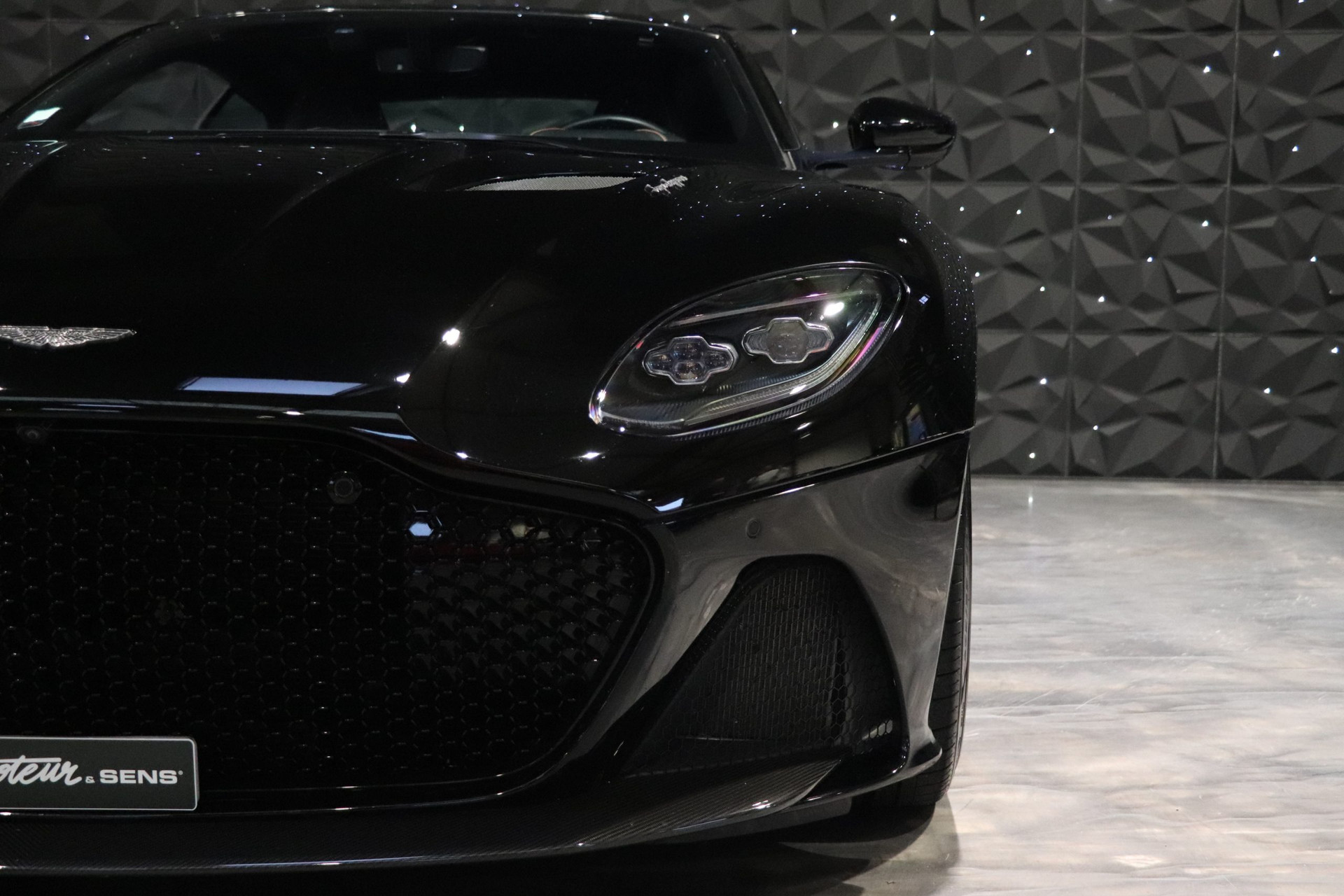 Aston Martin DBS Superleggera – Jet Black – 15 500 km – 2019 – Photo 30