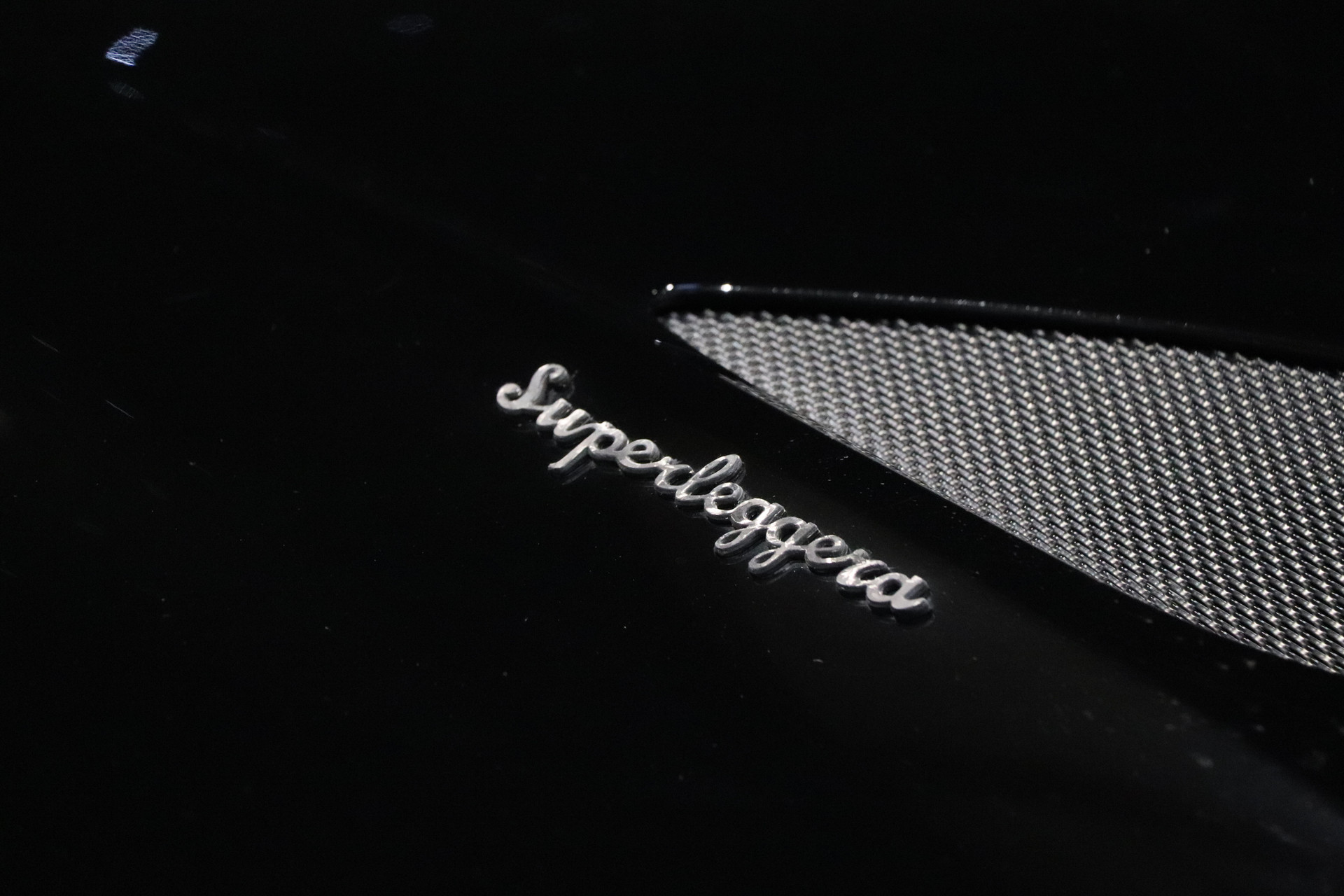 Aston Martin DBS Superleggera – Jet Black – 15 500 km – 2019 – Photo 32