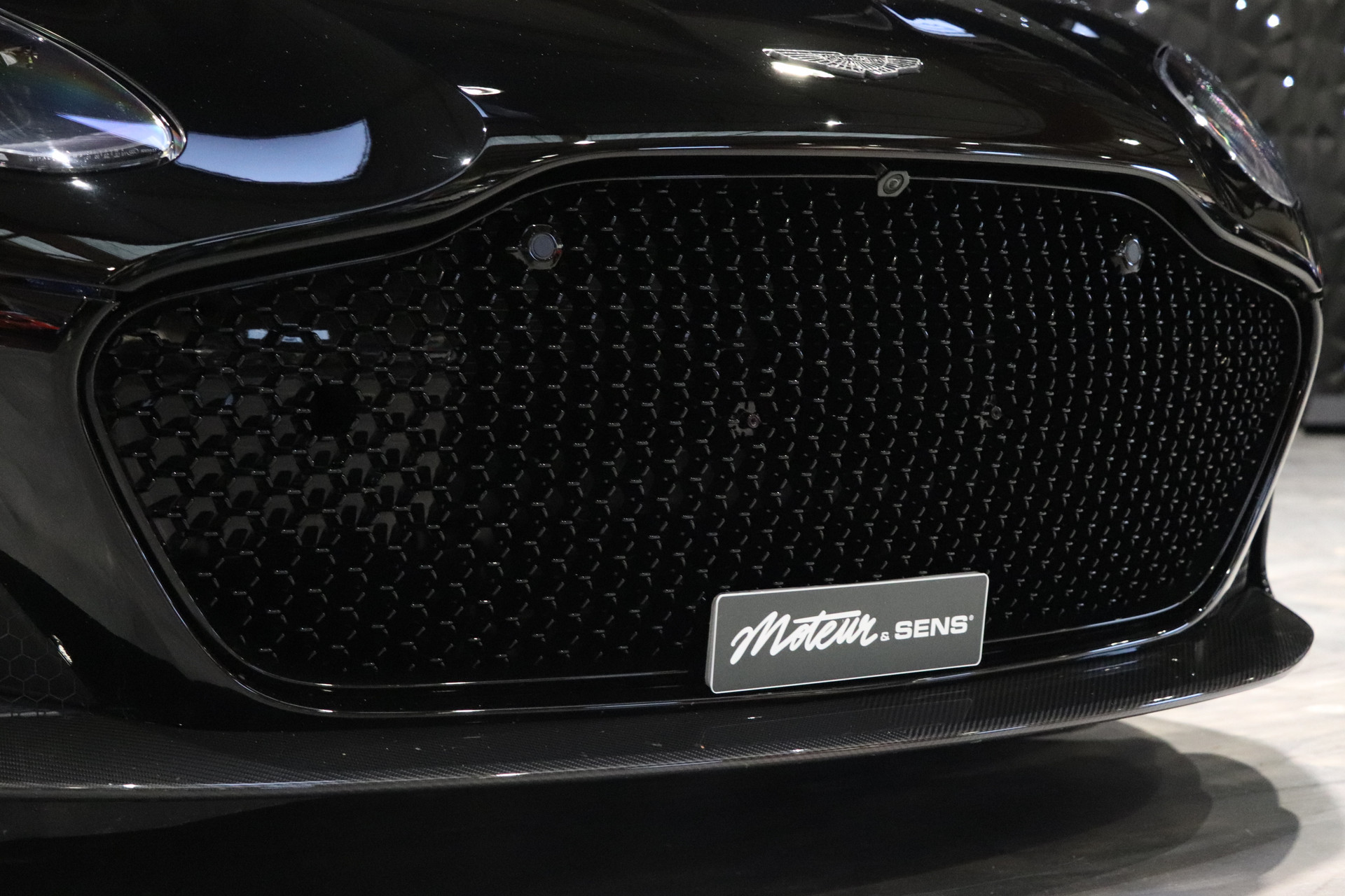 Aston Martin DBS Superleggera – Jet Black – 15 500 km – 2019 – Photo 35