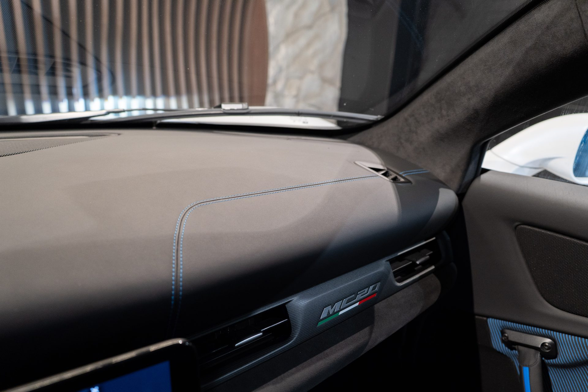 Maserati MC20 Cielo Bianco Audace Mat · 11 900 km · Aix-en-Provence – Photo 19