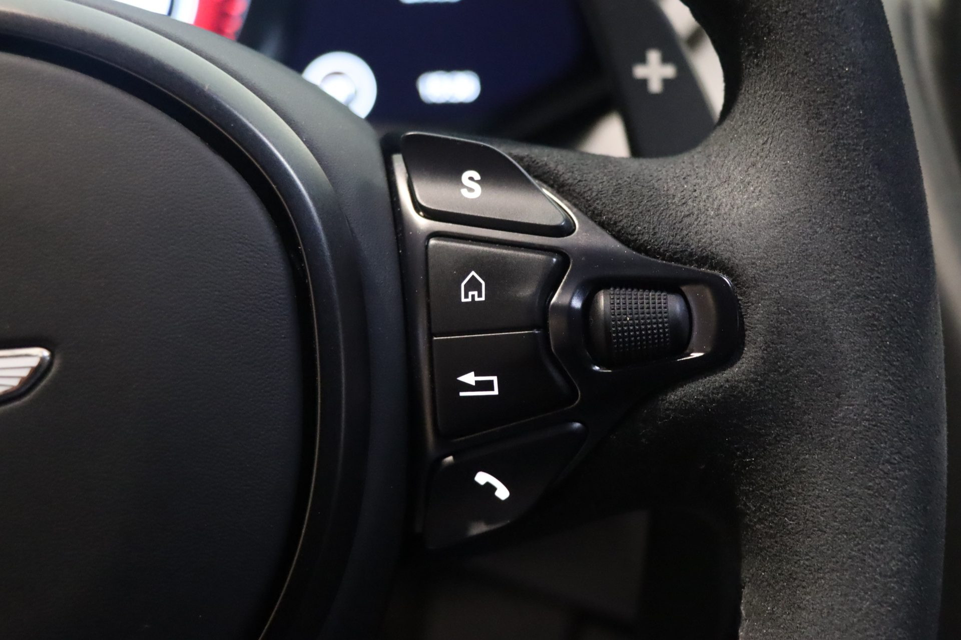 Aston Martin DBS Superleggera V12 bi-turbo 725 CV – Xenon Grey – Photo 20