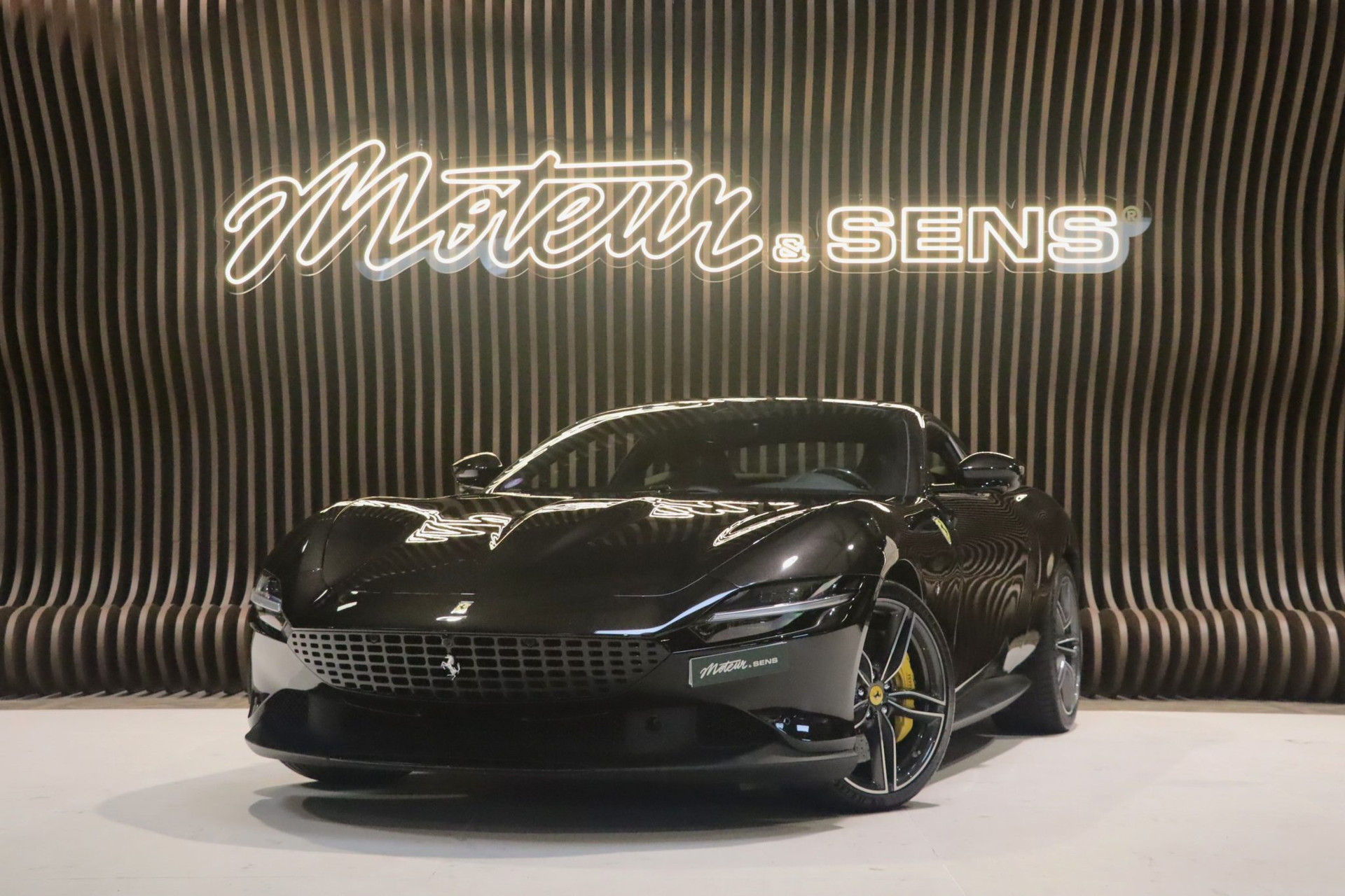 Ferrari Roma V8 3.9 620 ch - Nero Daytona - 24 800 km – Photo 3