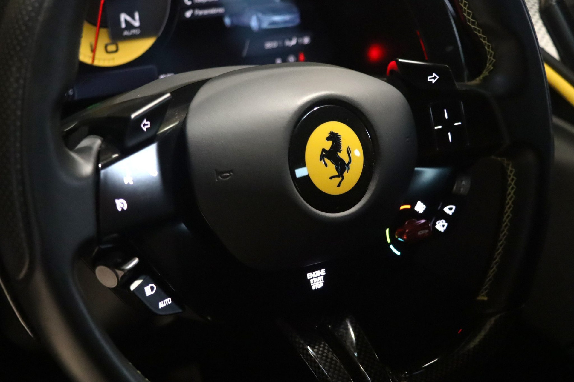 Ferrari Roma V8 3.9 620 ch - Nero Daytona - 24 800 km – Photo 23