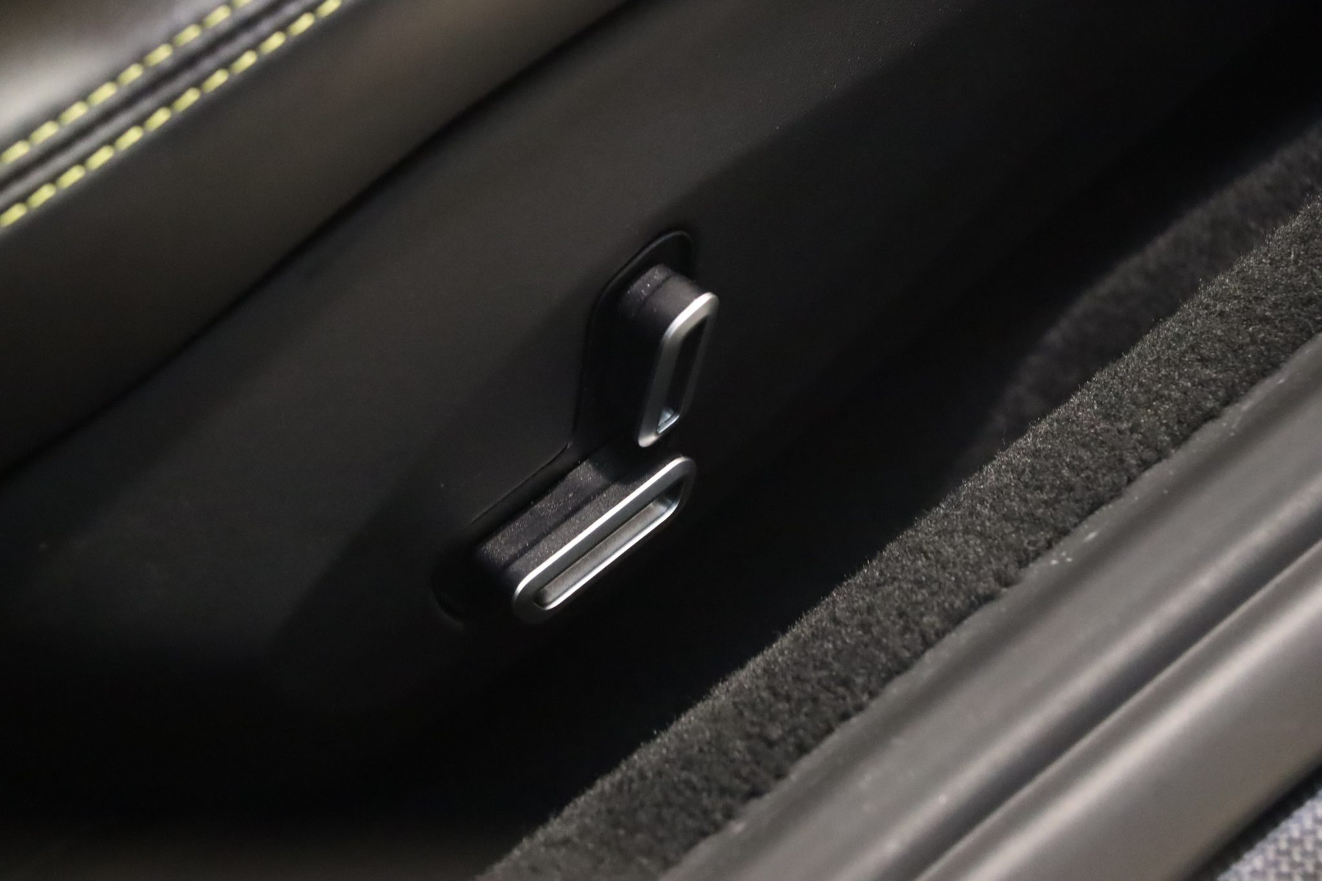 Ferrari Roma V8 3.9 620 ch - Nero Daytona - 24 800 km – Photo 31