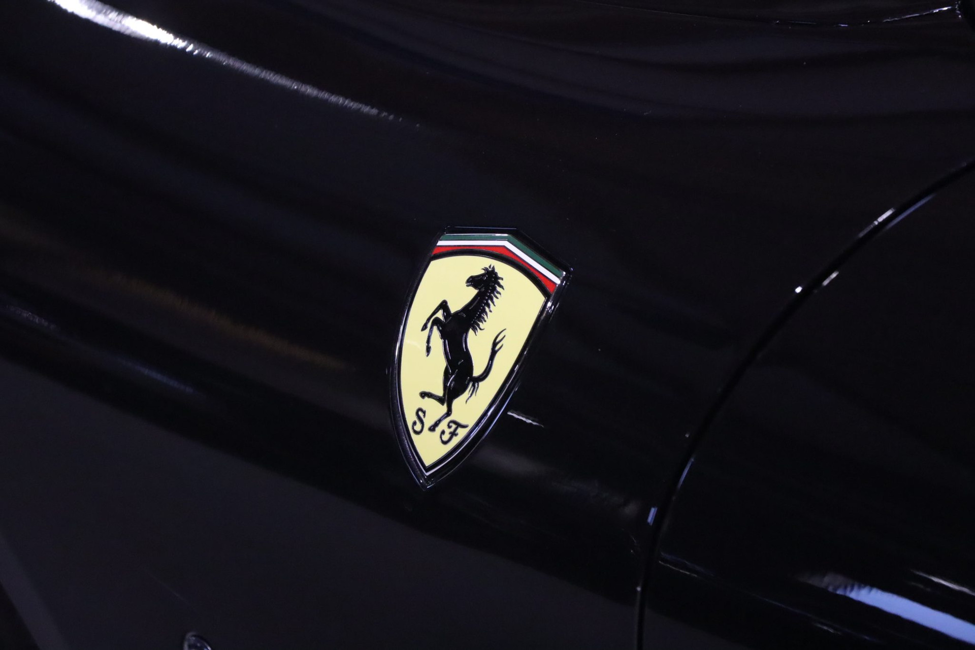 Ferrari Roma V8 3.9 620 ch - Nero Daytona - 24 800 km – Photo 40