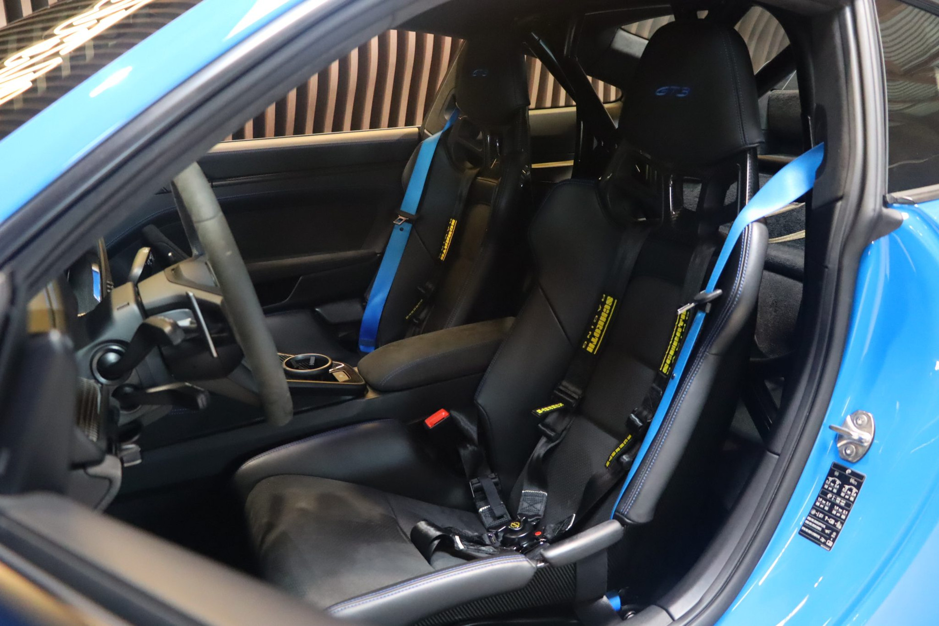 Porsche 911 GT3 Type 992 – Bleu Requin, Pack Clubsport, 24 400 km – Photo 6