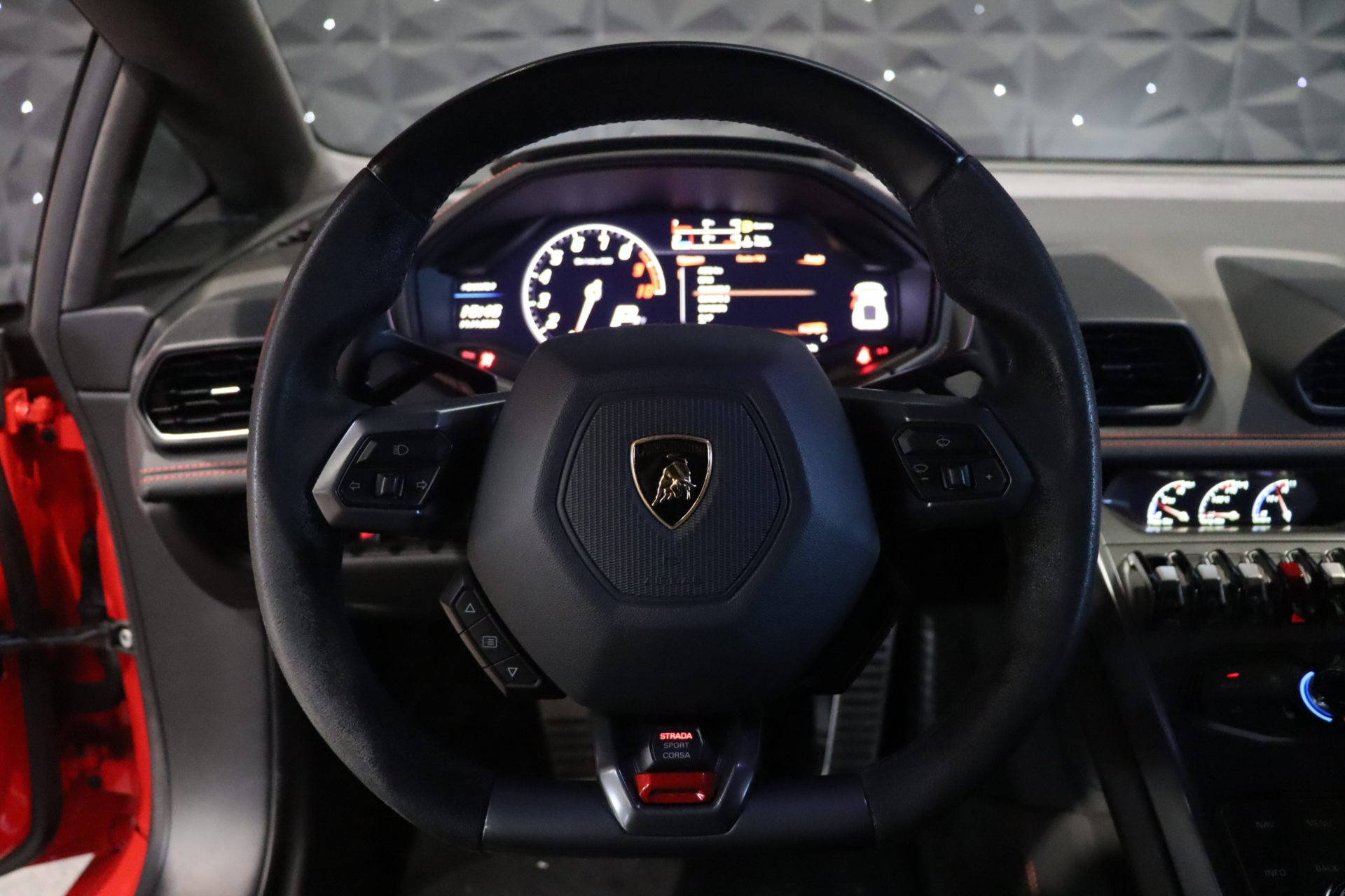 Lamborghini HURACAN LP 610-4 – Photo 9