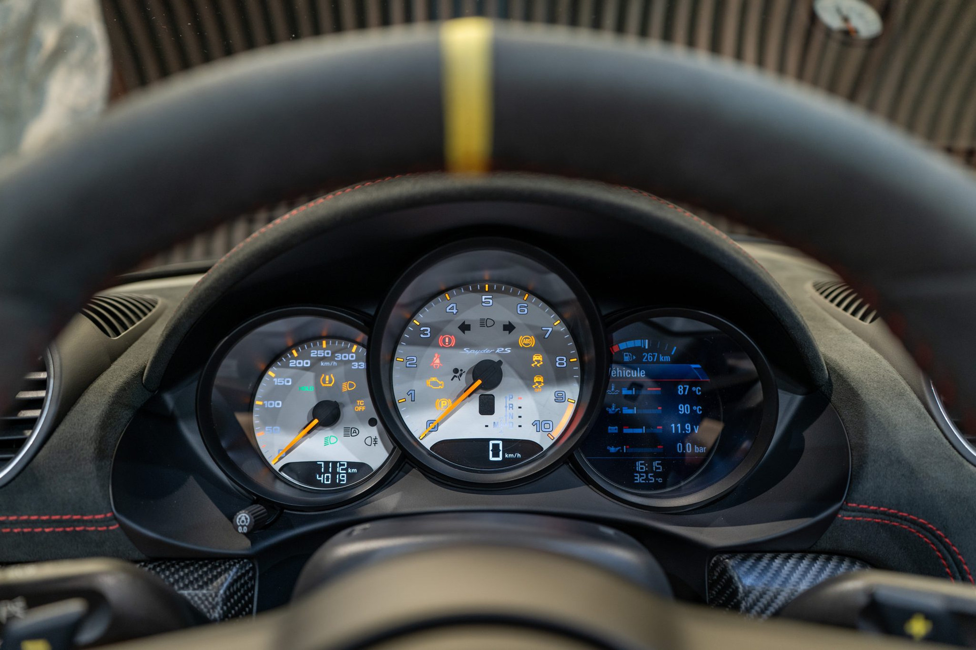 Porsche 718 Spyder RS – Pack Weissach – Gris Vanadium – 7 200 km – Photo 16