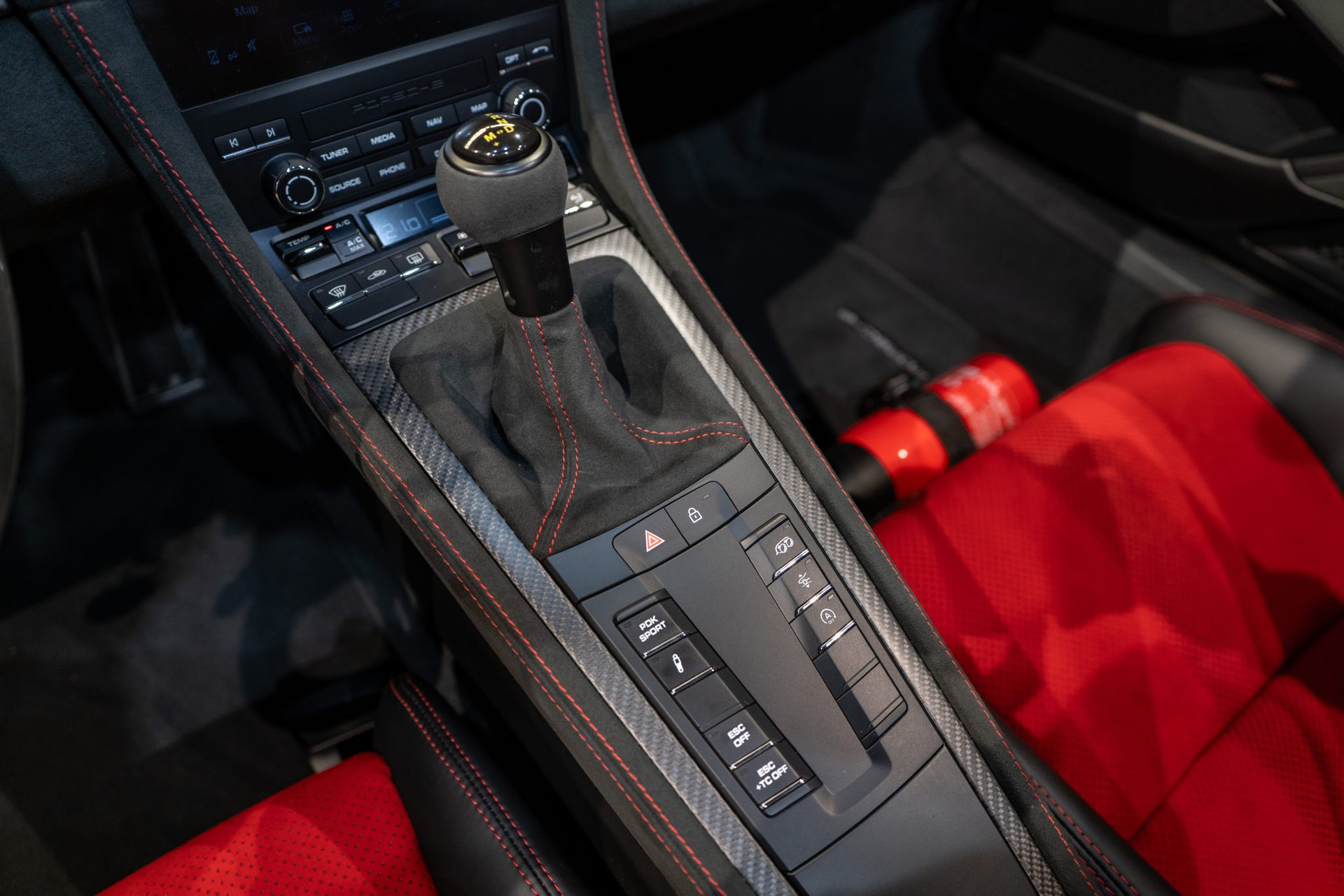 Porsche 718 Spyder RS – Pack Weissach – Gris Vanadium – 7 200 km – Photo 20