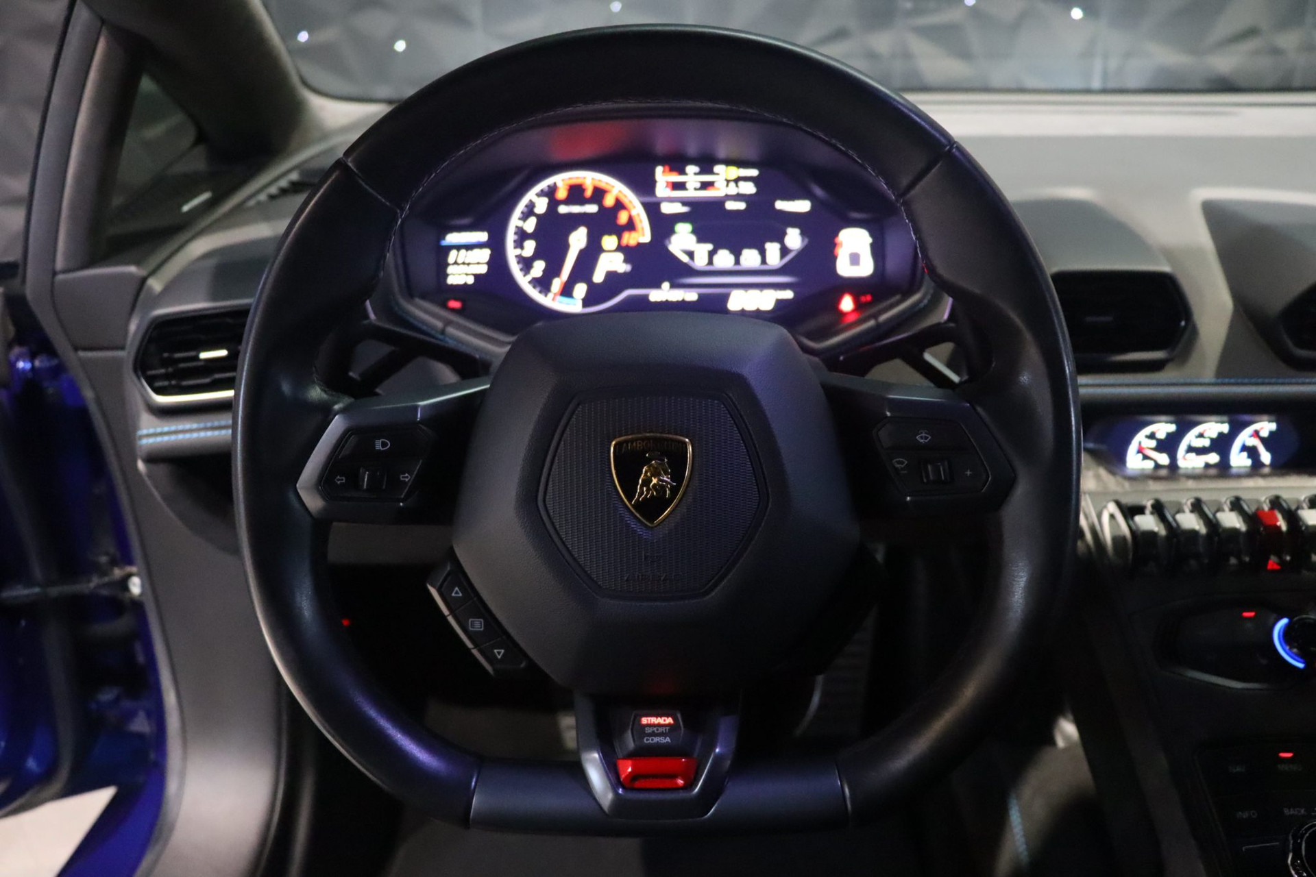 Lamborghini Huracan LP610-4 — Blue Caelum — 31 400 km – Photo 9