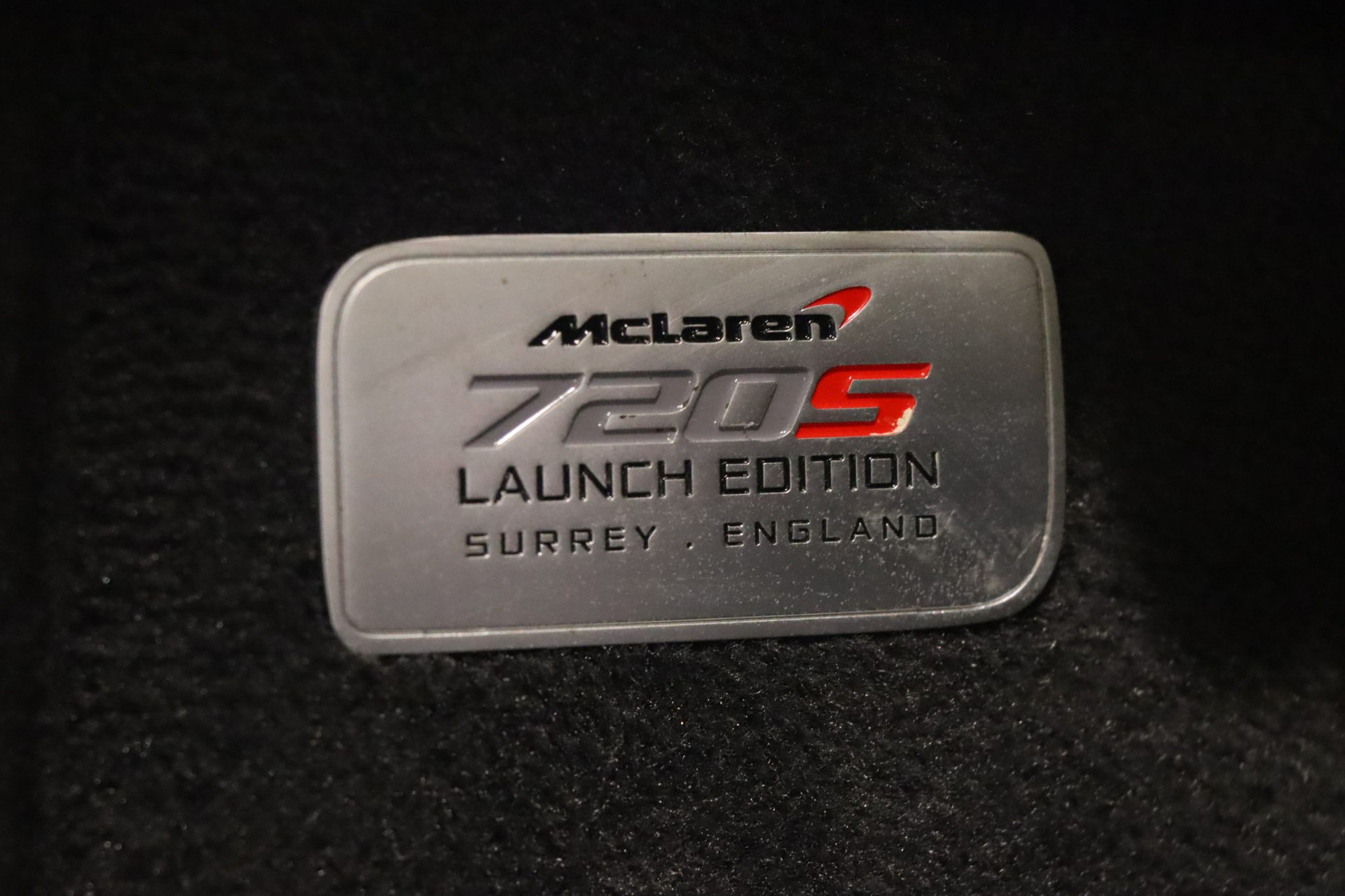 McLaren 720S Performance Coupé Launch Edition – Memphis Red – Photo 13