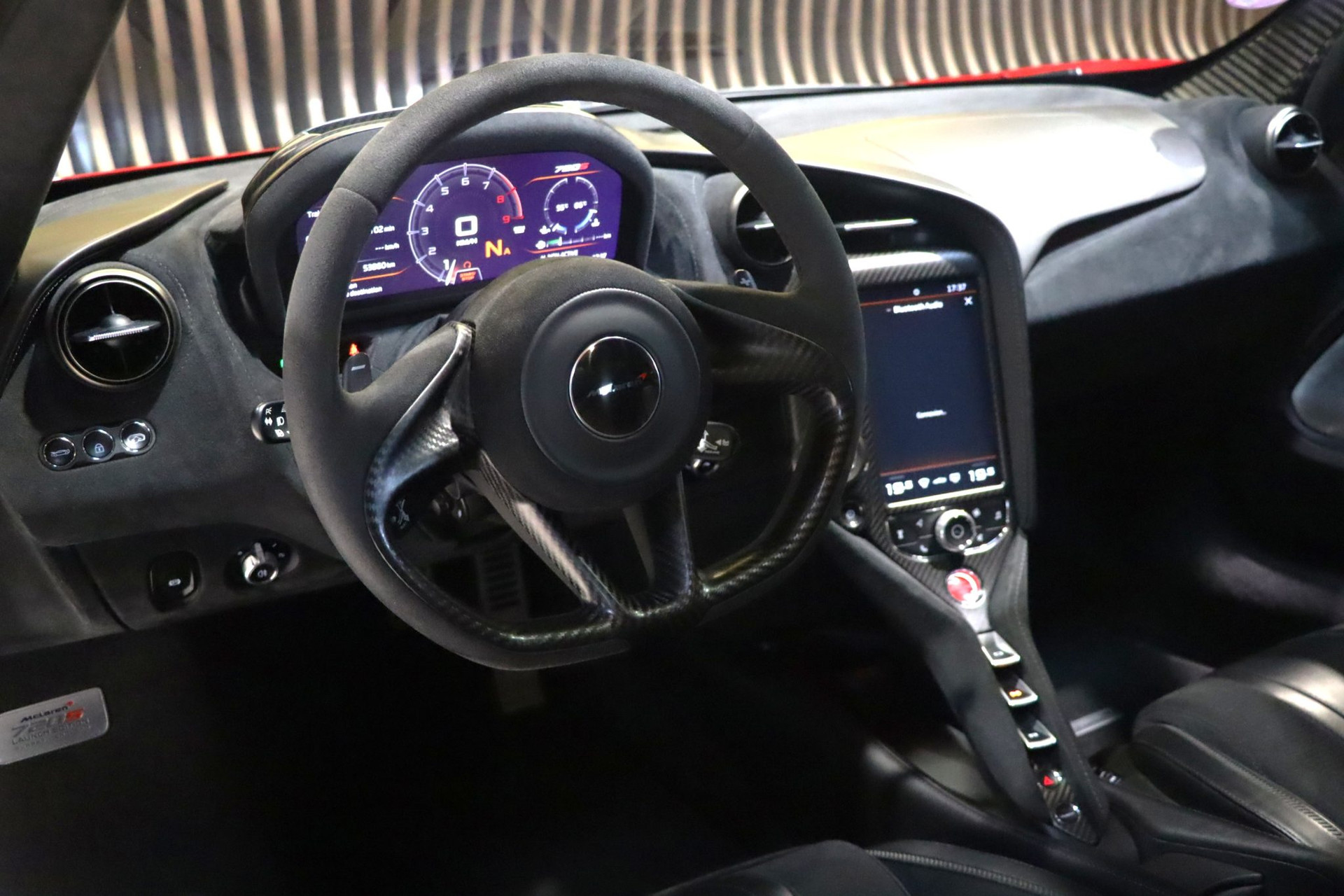 McLaren 720S Performance Coupé Launch Edition – Memphis Red – Photo 14