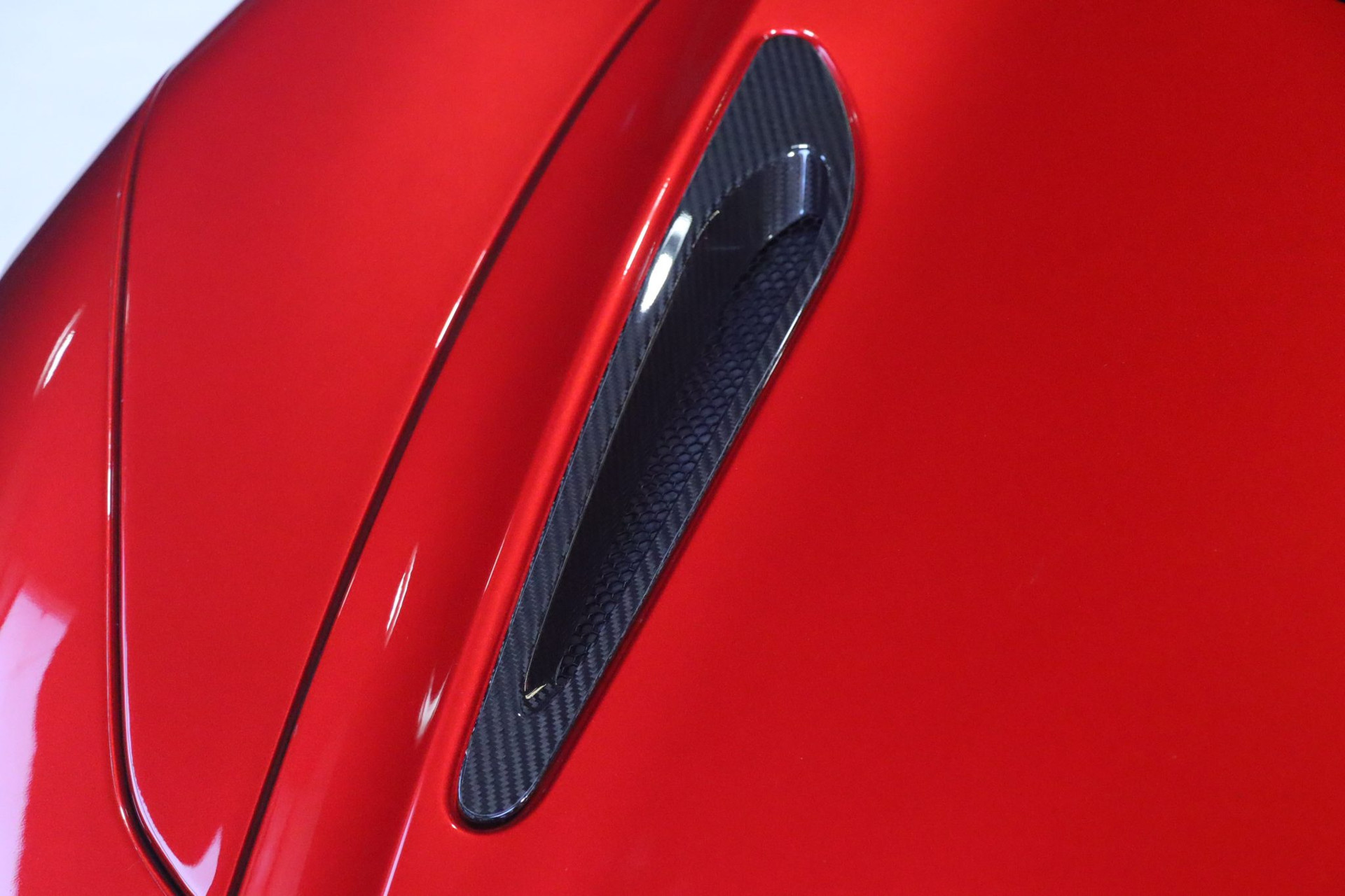 McLaren 720S Performance Coupé Launch Edition – Memphis Red – Photo 34
