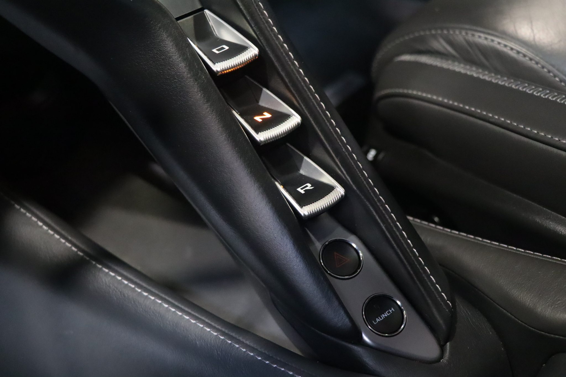 McLaren 720S Luxury Coupe – Azores Orange, 24 940 km, 2017 – Photo 30