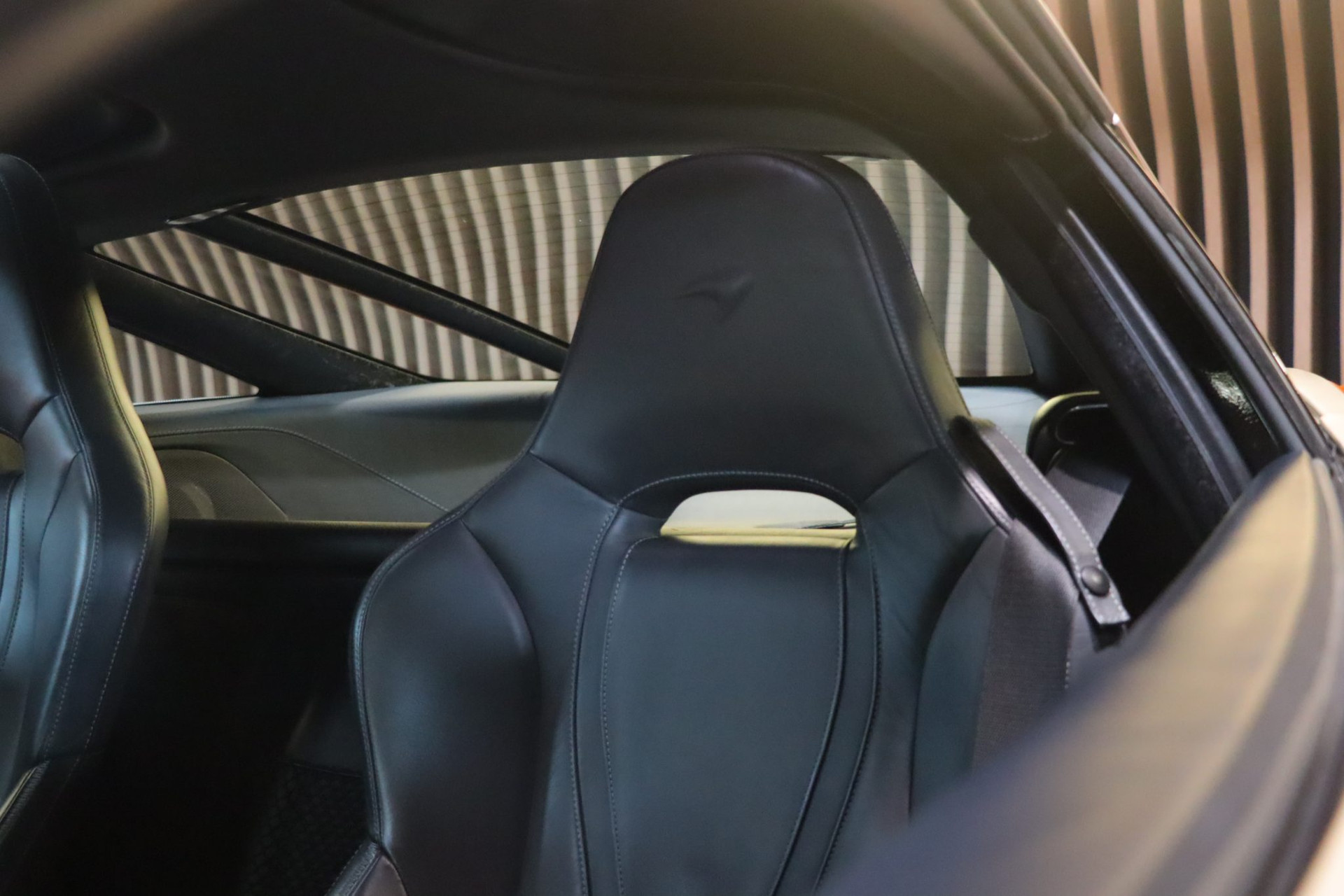 McLaren 720S Luxury Coupe – Azores Orange, 24 940 km, 2017 – Photo 32