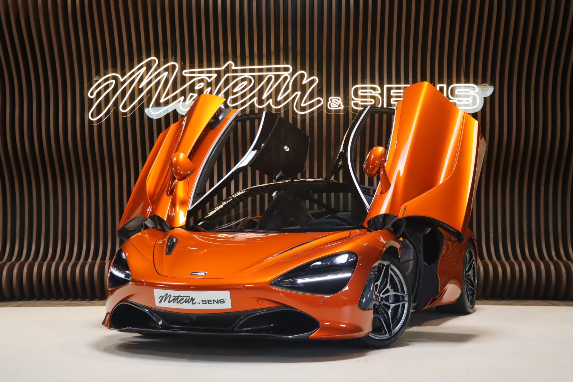 McLaren 720S Luxury Coupe – Azores Orange, 24 940 km, 2017 – Photo 1