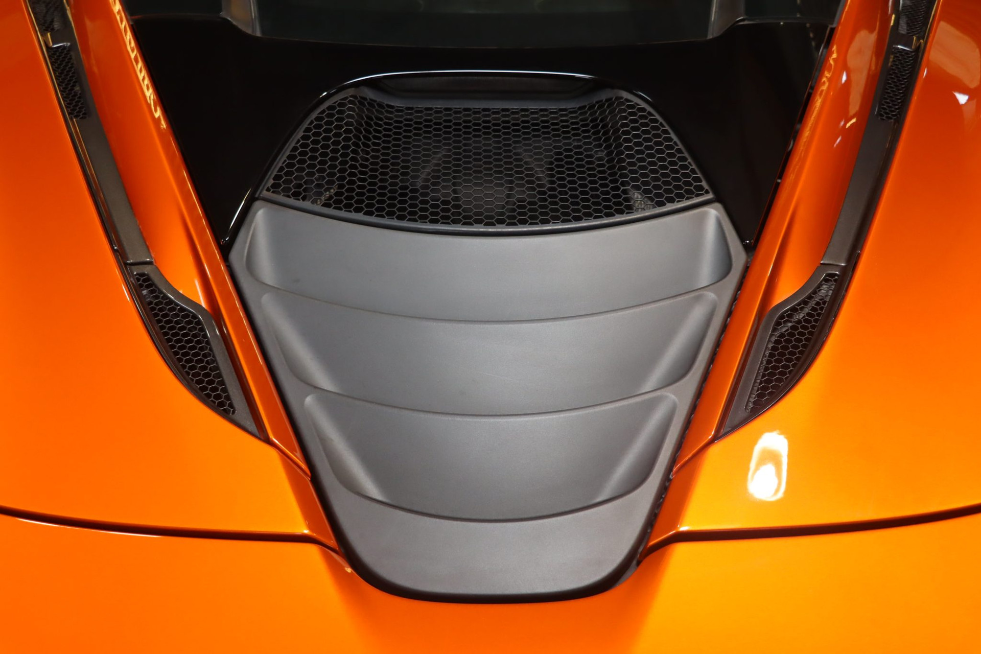 McLaren 720S Luxury Coupe – Azores Orange, 24 940 km, 2017 – Photo 44