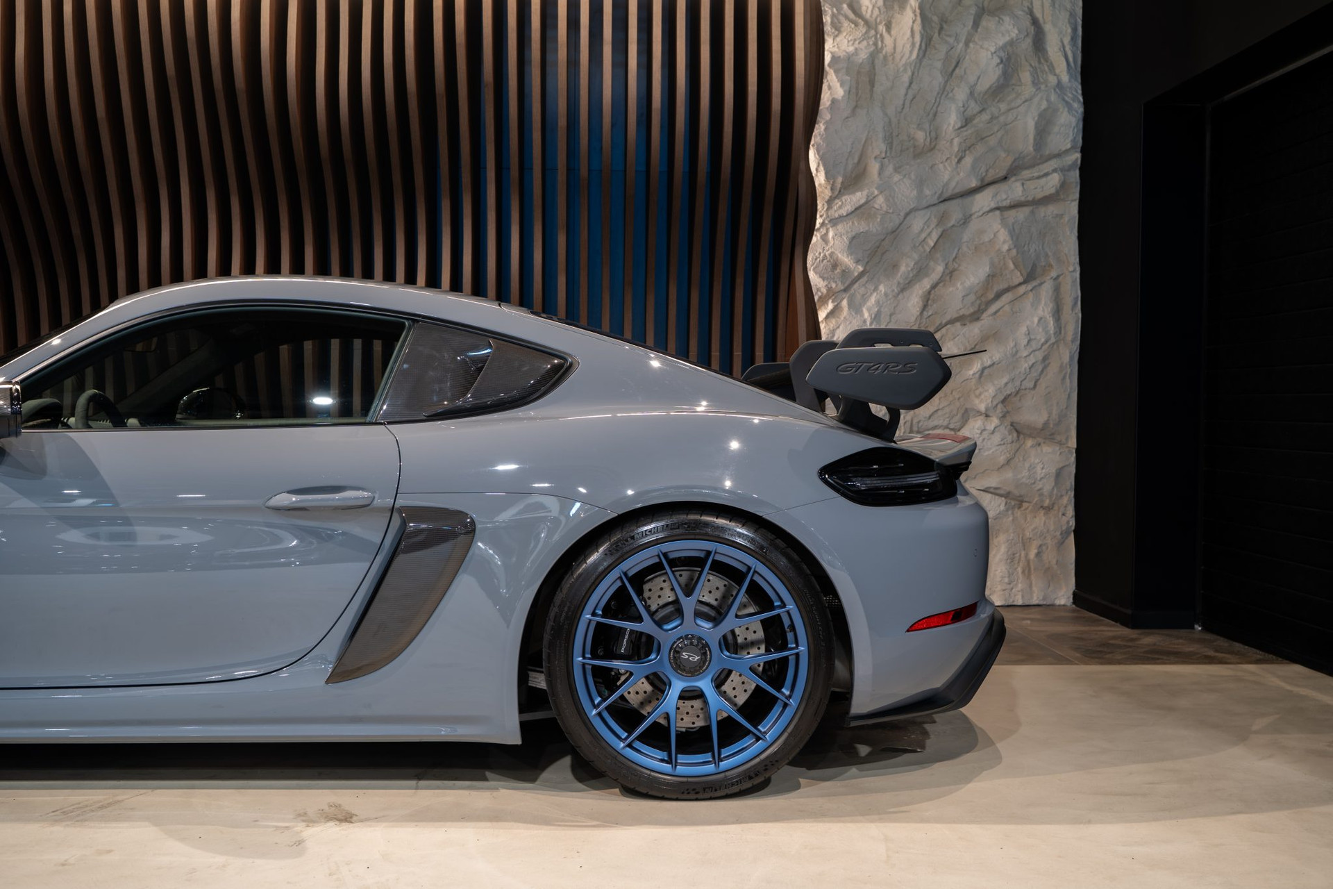 Porsche 718 Cayman GT4 RS Pack Weissach – 500 ch, 8900 km – Photo 37