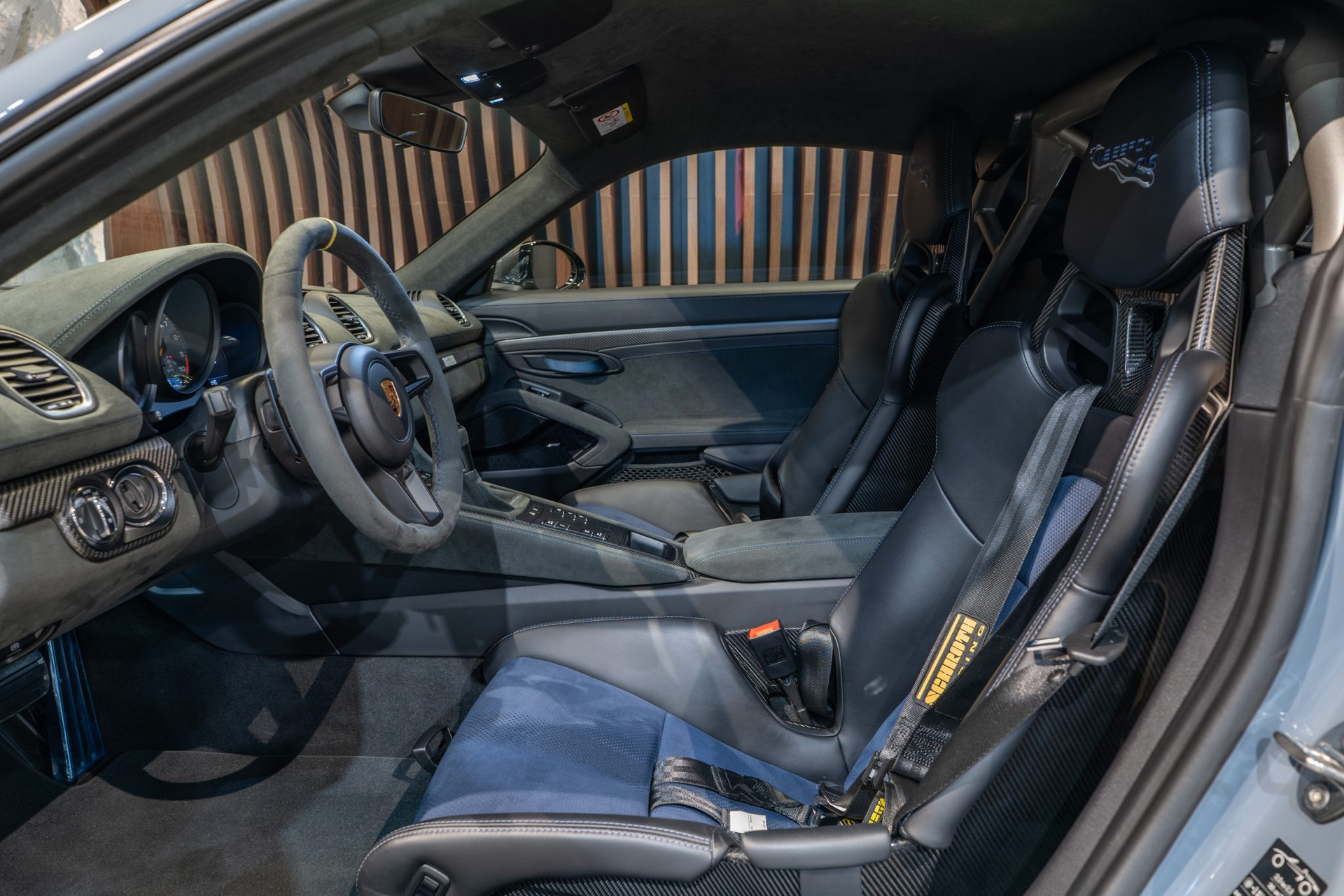 Porsche 718 Cayman GT4 RS Pack Weissach – 500 ch, 8900 km – Photo 8