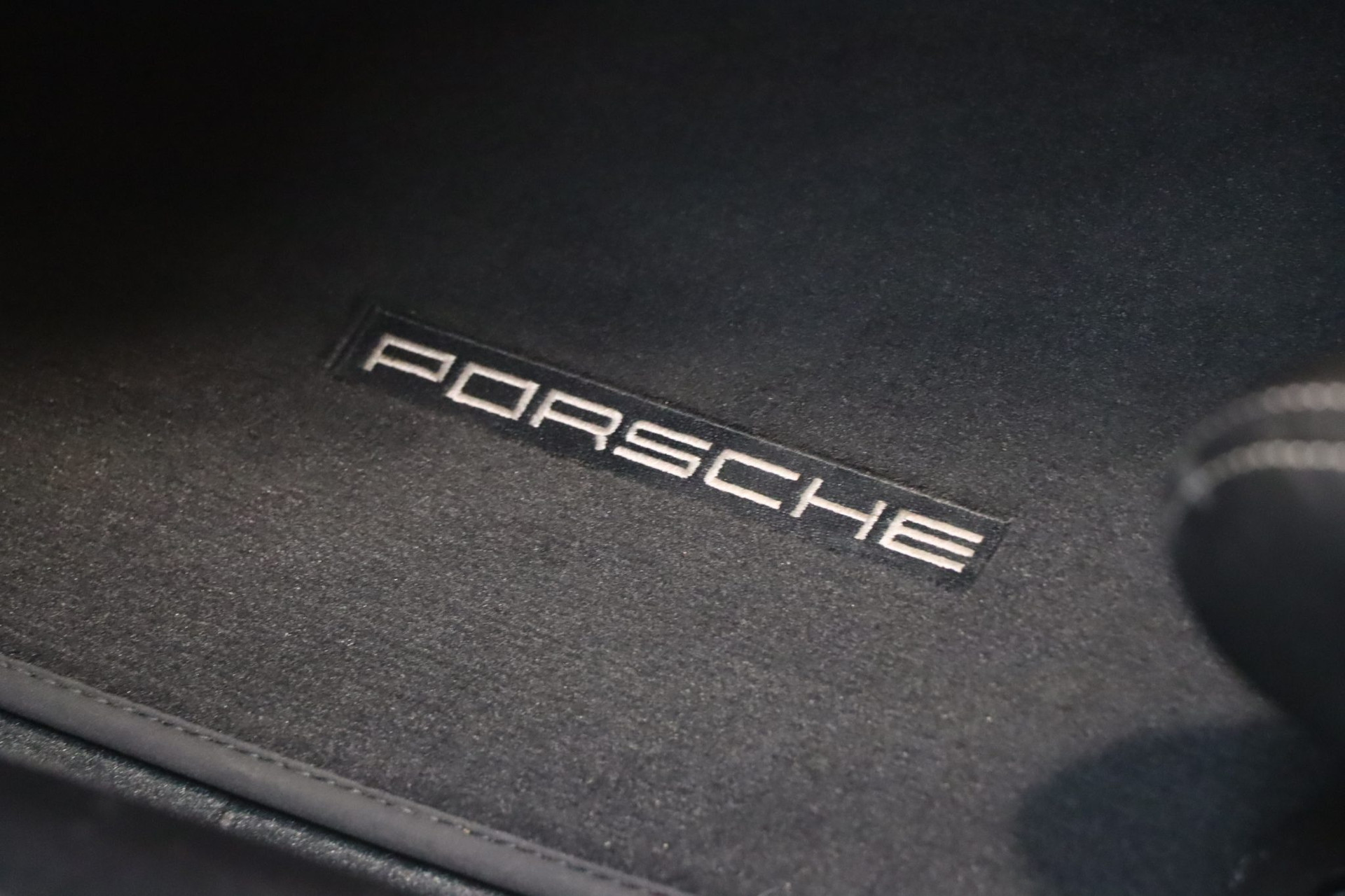 Porsche 911 Type 991.2 GT3 500ch PDK — 3 950 km – Photo 14