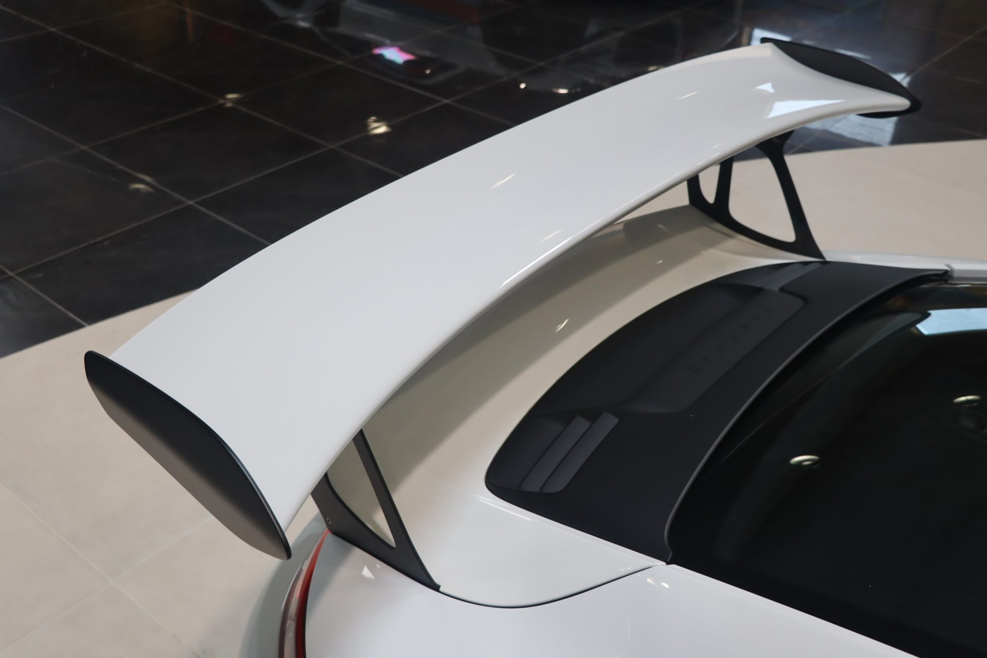 Porsche 911 Type 991 GT3 RS 500ch PDK – 8 150 km, Blanc Pur – Photo 48
