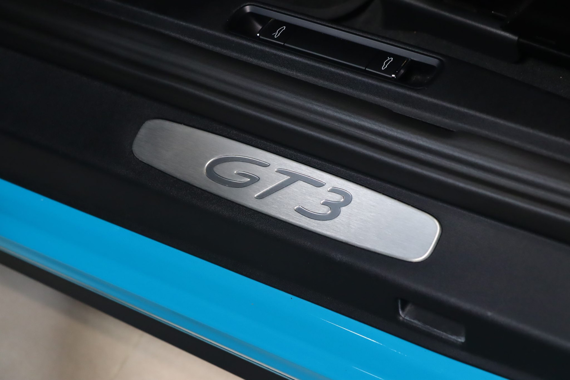 Porsche 911 Type 991.2 GT3 500ch PDK — Bleu Miami, 25 300 km – Photo 12